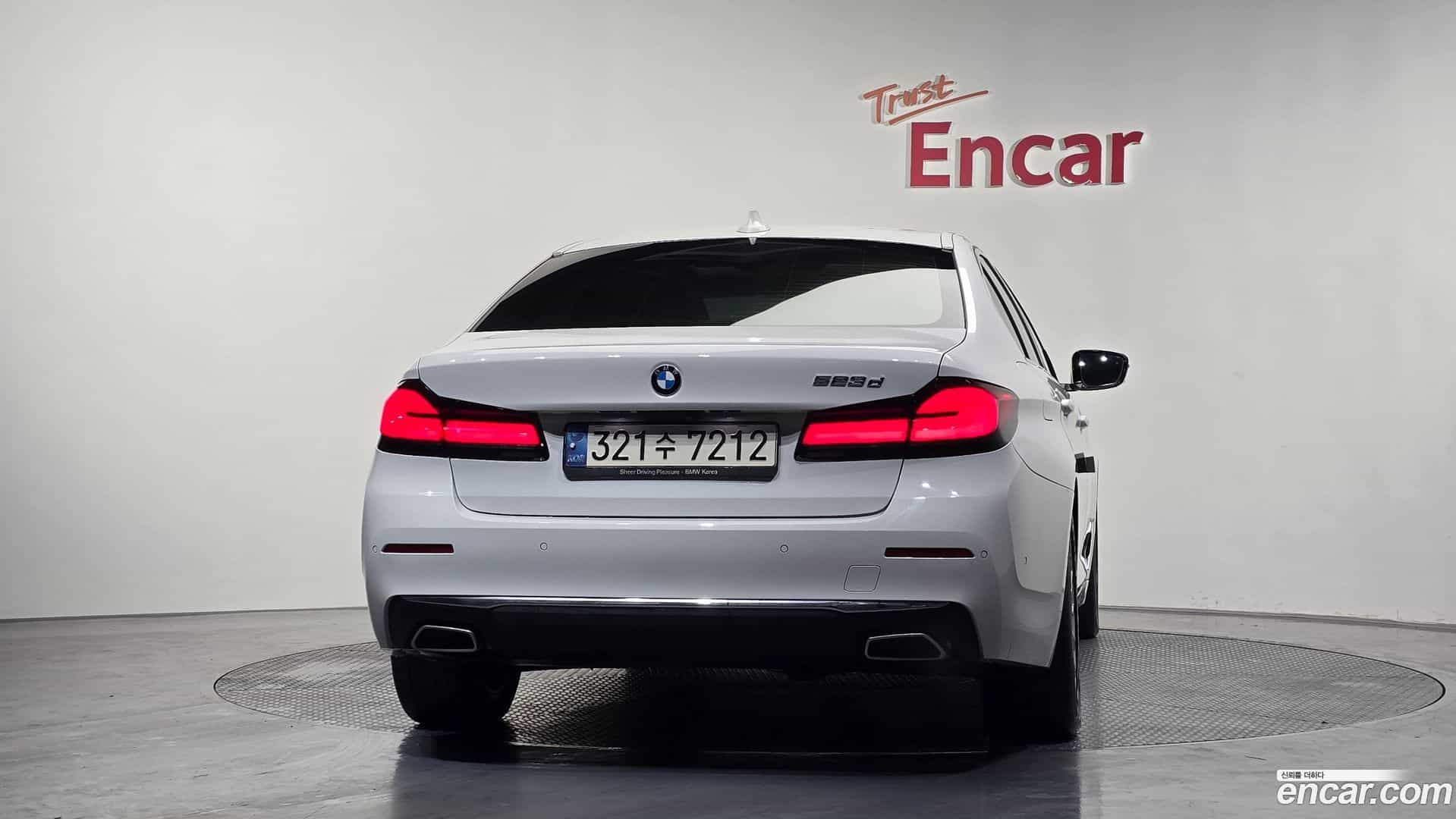 5-Series BMW 2021.3-OUTER-004