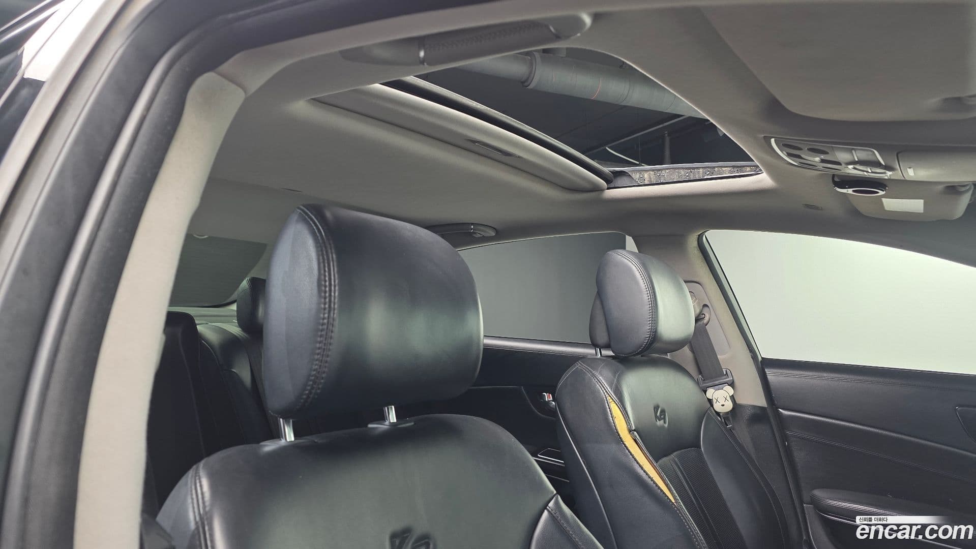 Main__Slider__Photo:K9 Kia 2012.7-17