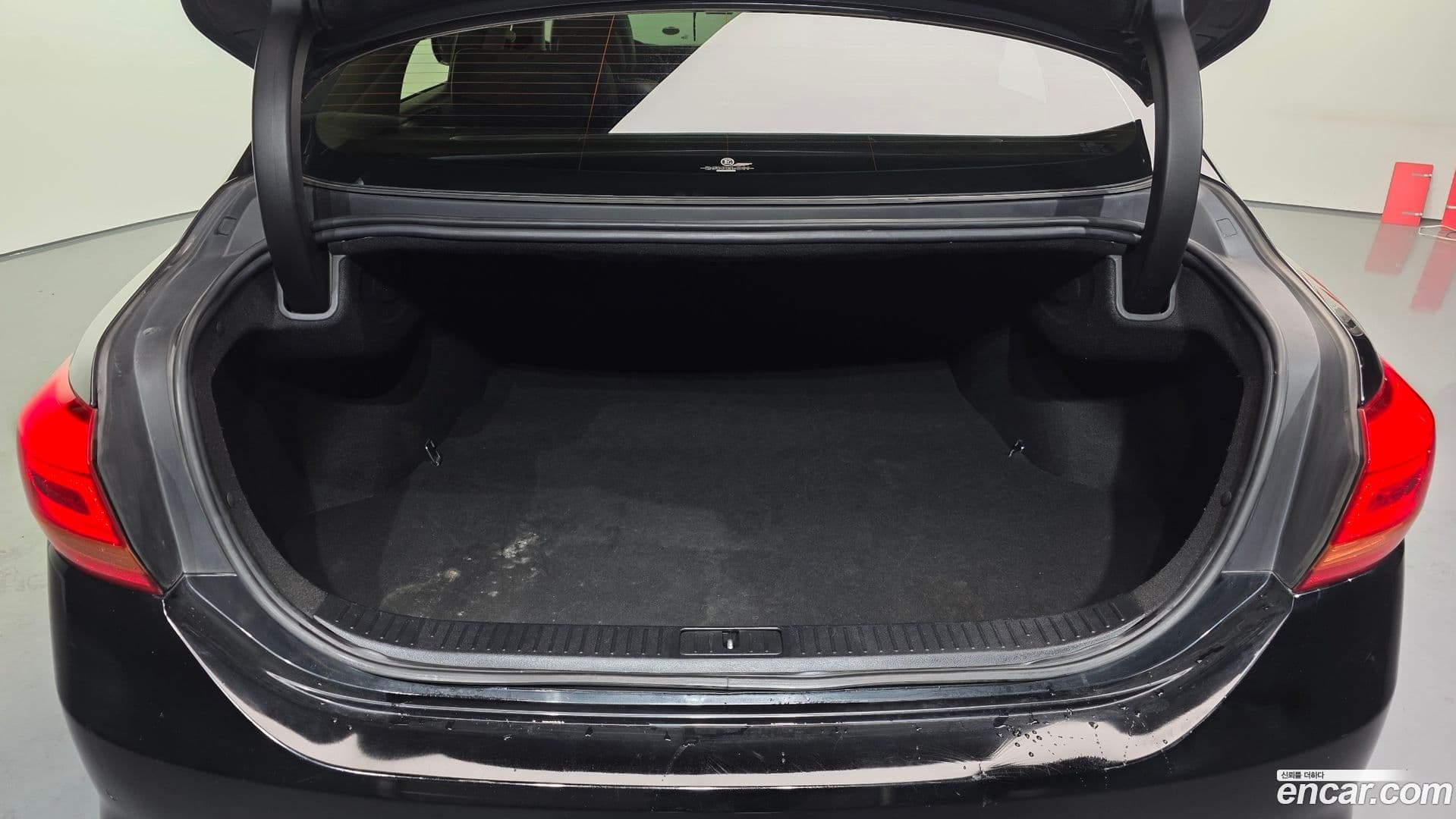 Main__Slider__Photo:K9 Kia 2012.7-19