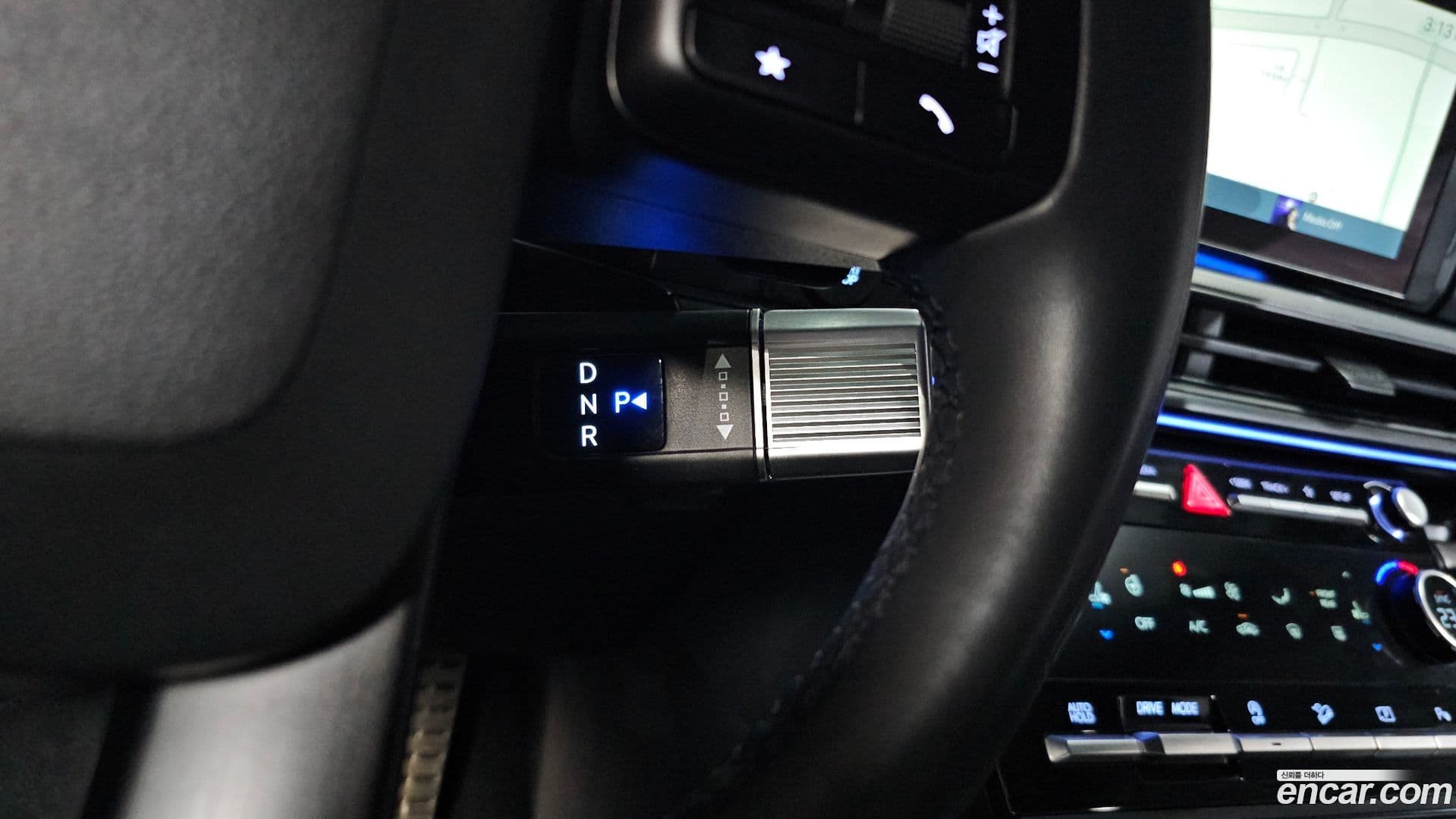 Main__Slider__Photo:Santafe Hyundai 2024.0-8