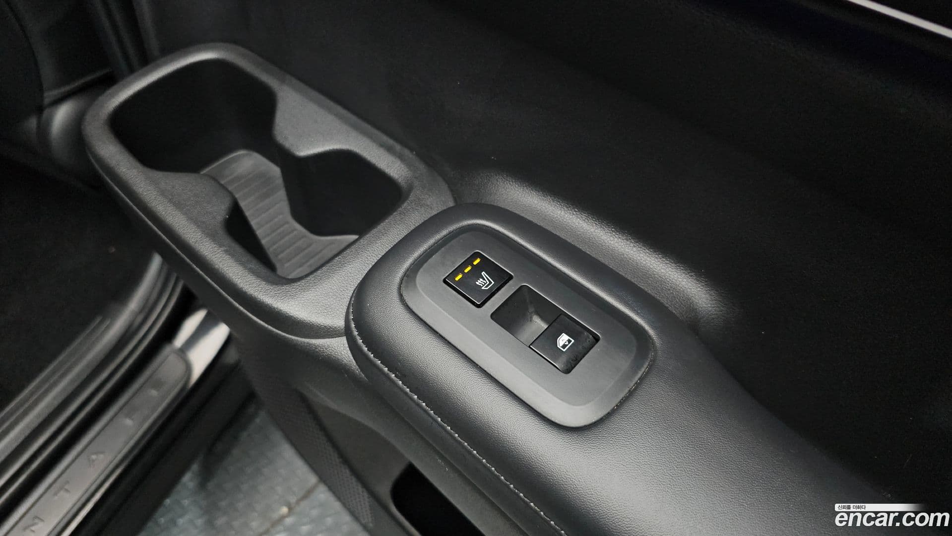 Main__Slider__Photo:Santafe Hyundai 2024.0-18