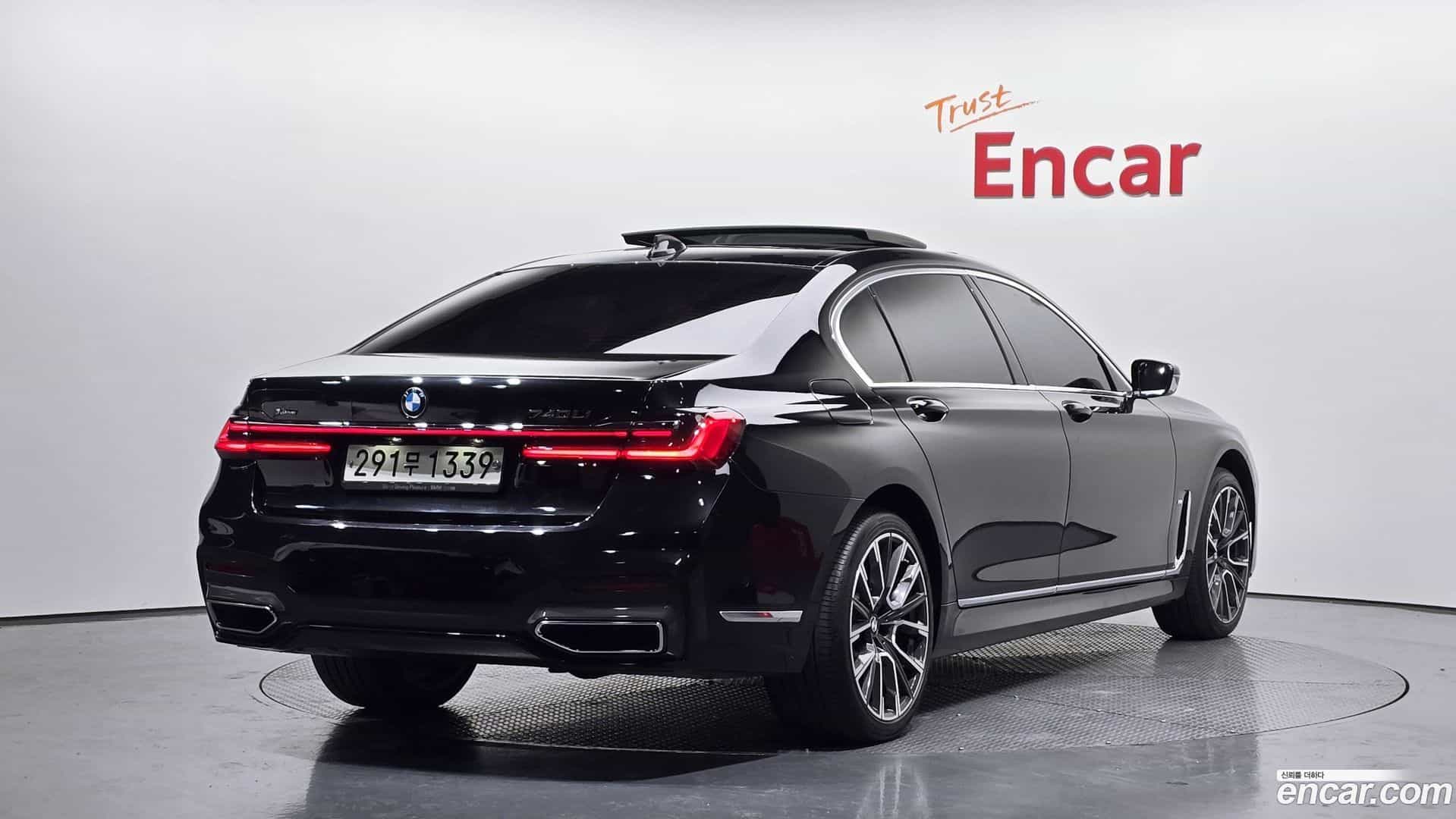 7-Series BMW 2022.5-OUTER-002