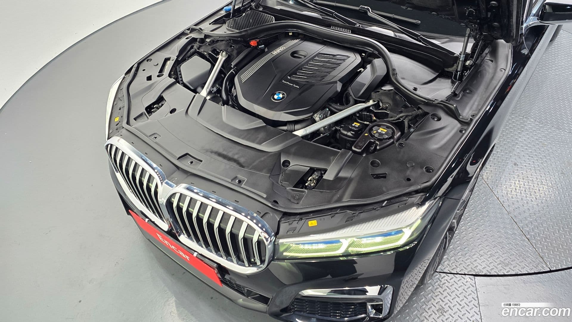 Main__Slider__Photo:7-Series BMW 2022.5-5