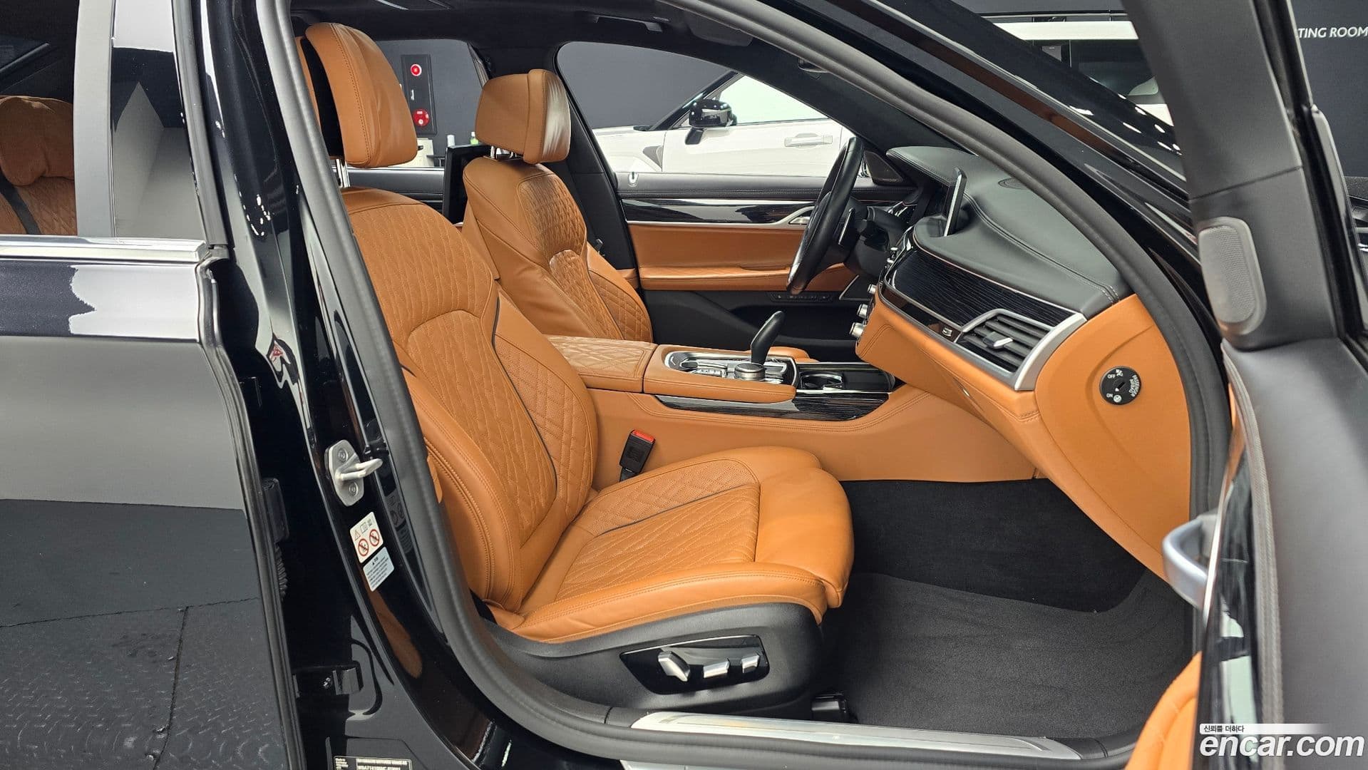 Main__Slider__Photo:7-Series BMW 2022.5-9