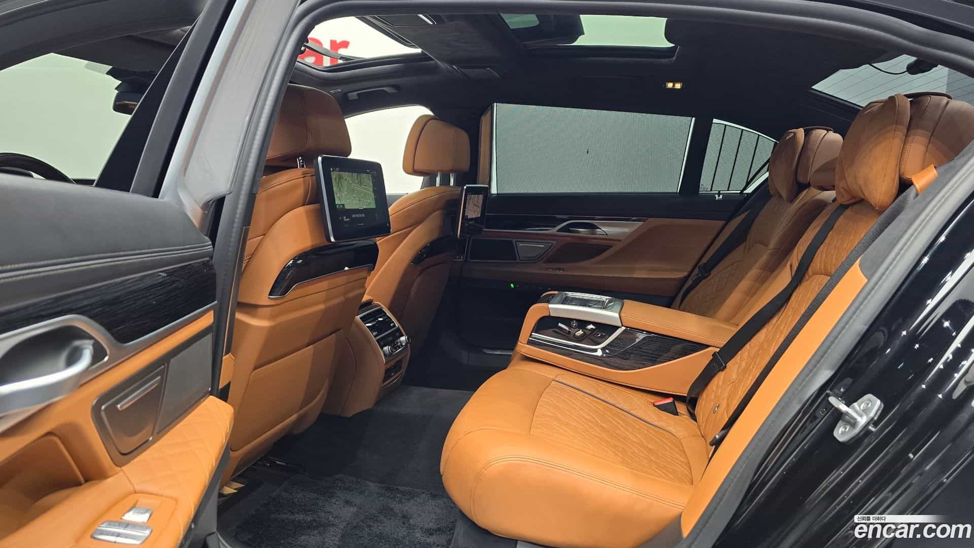 7-Series BMW 2022.5-OPTION-016