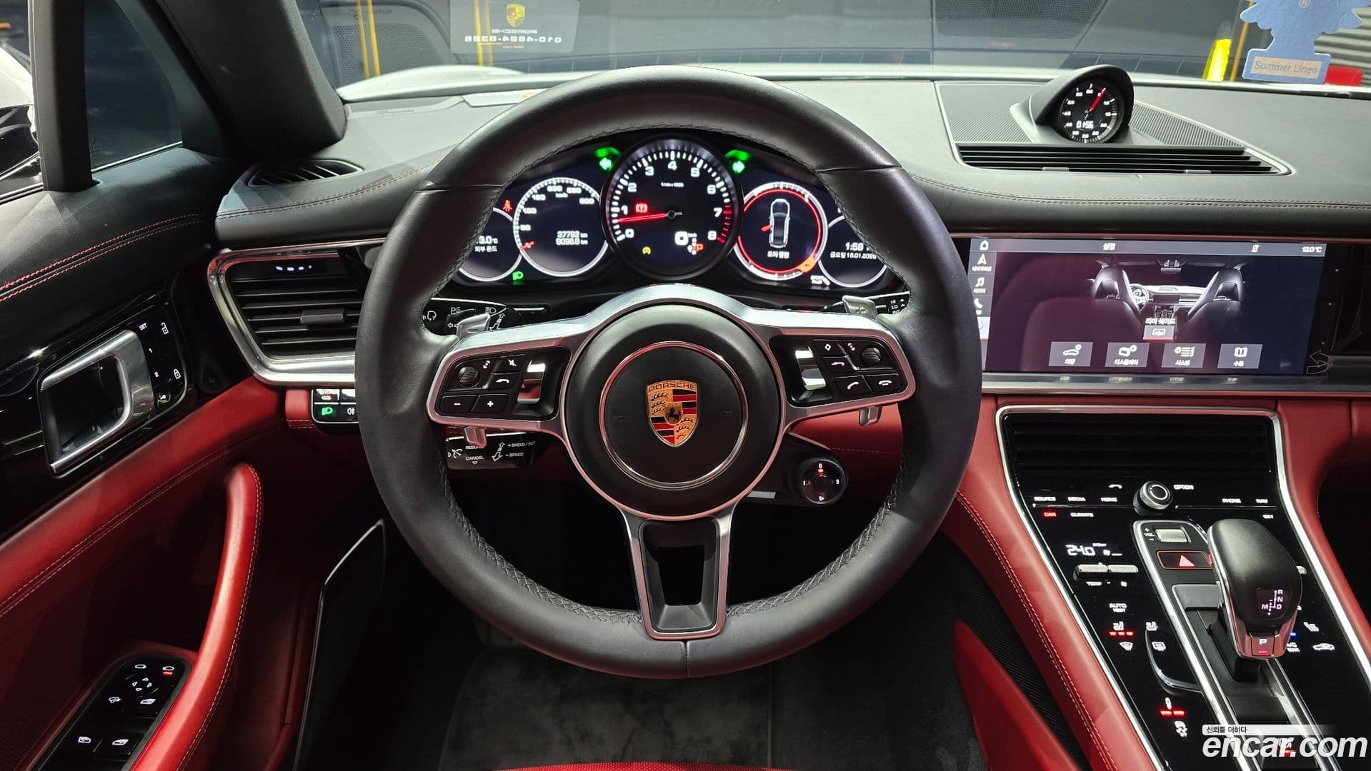 Main__Slider__Photo:Panamera Porsche 2019.8-12