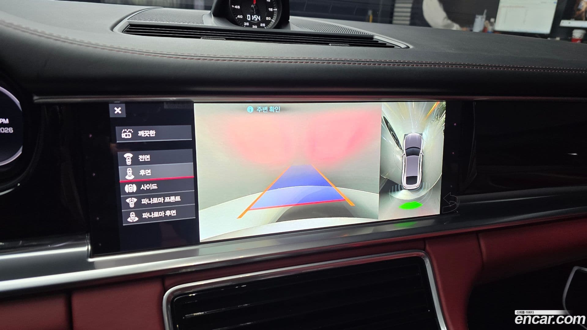 Main__Slider__Photo:Panamera Porsche 2019.8-14