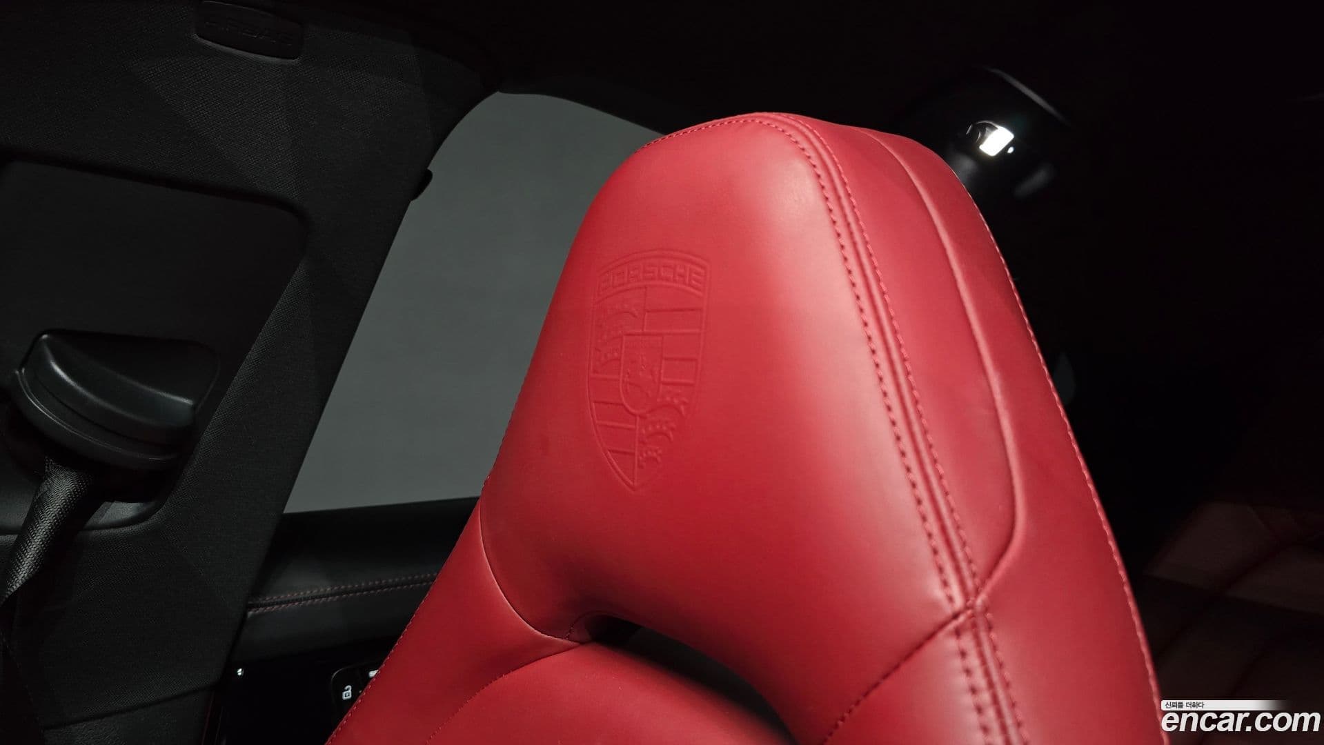 Main__Slider__Photo:Panamera Porsche 2019.8-16