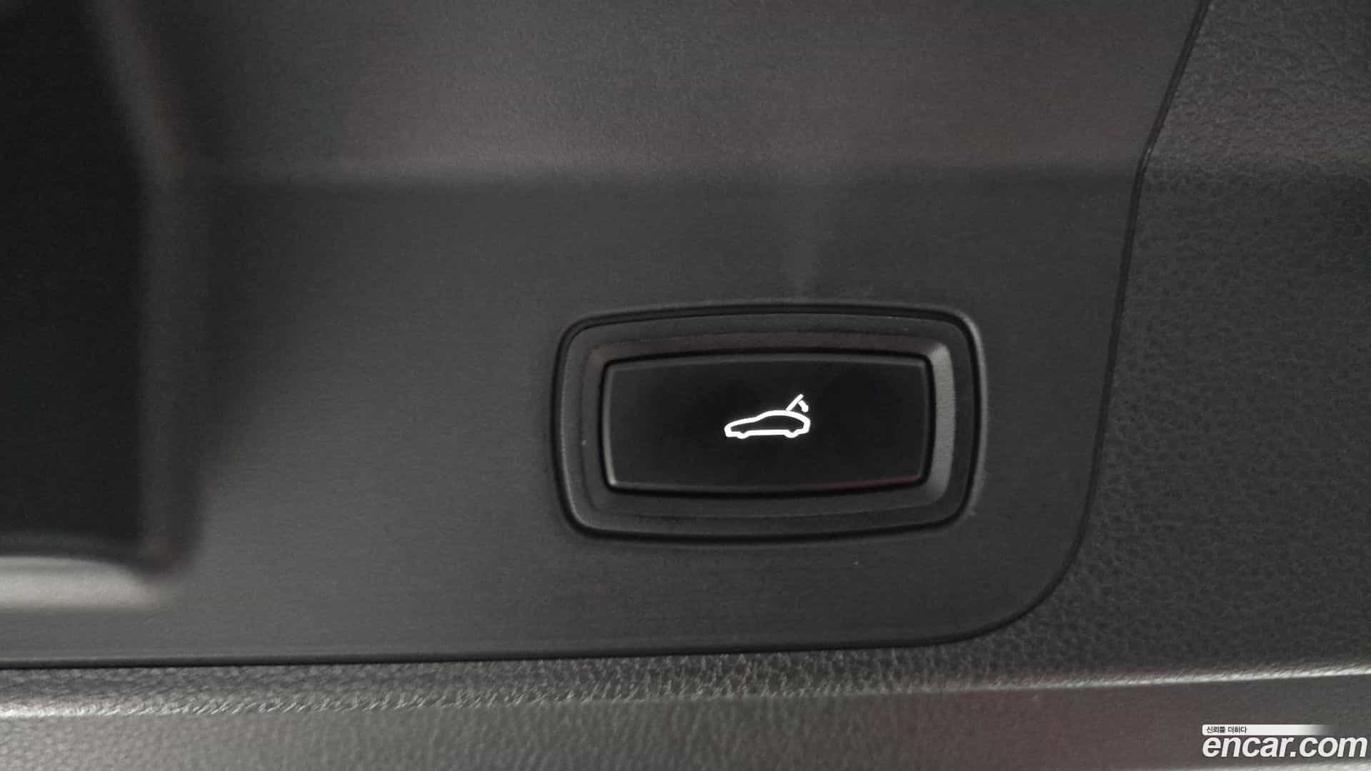 Panamera Porsche 2019.8-OPTION-024