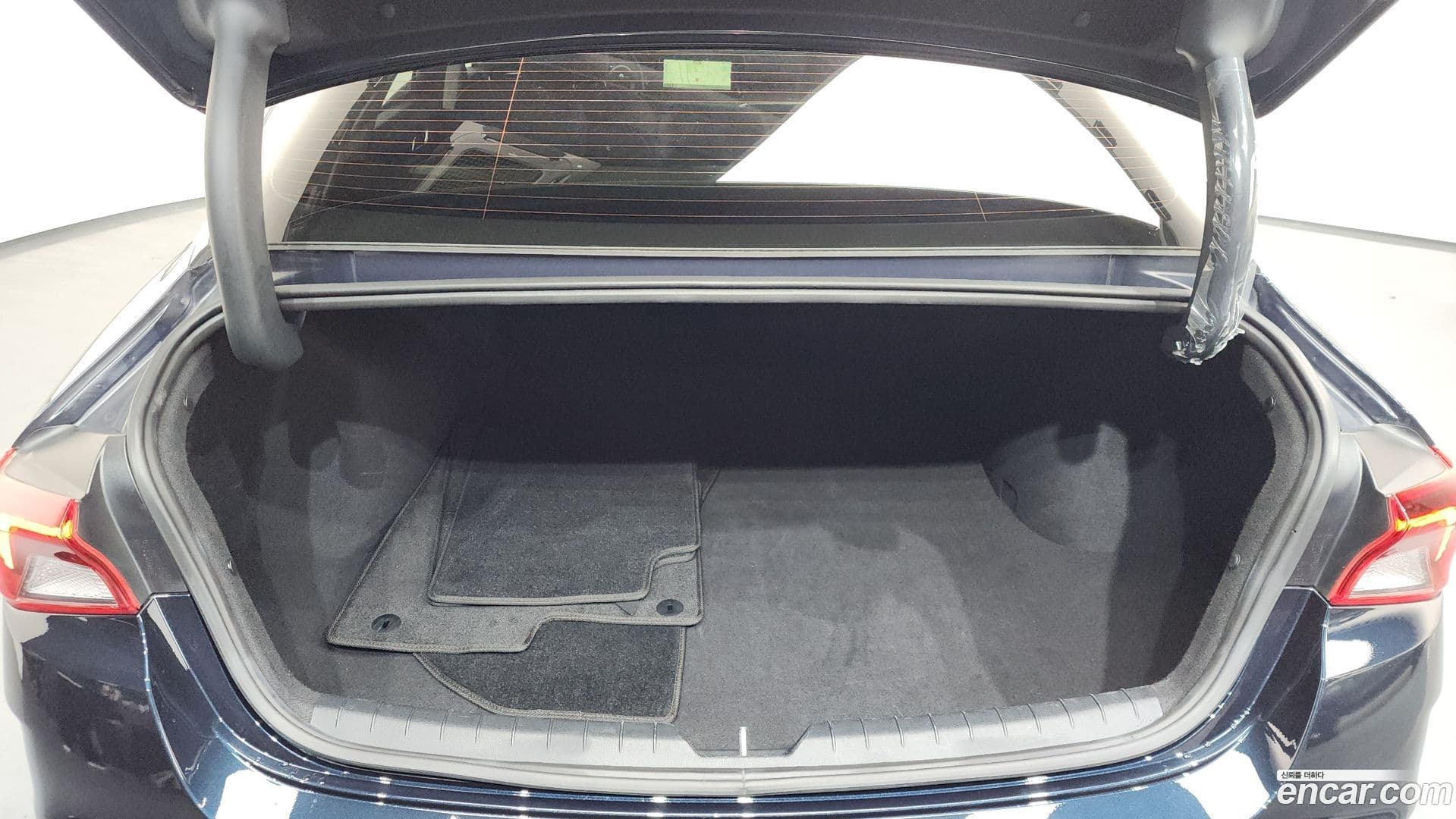 Main__Slider__Photo:K5 Kia 2020.9-19