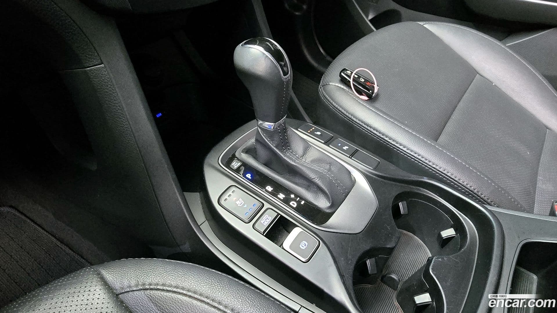 Main__Slider__Photo:Santafe Hyundai 2013.3-8