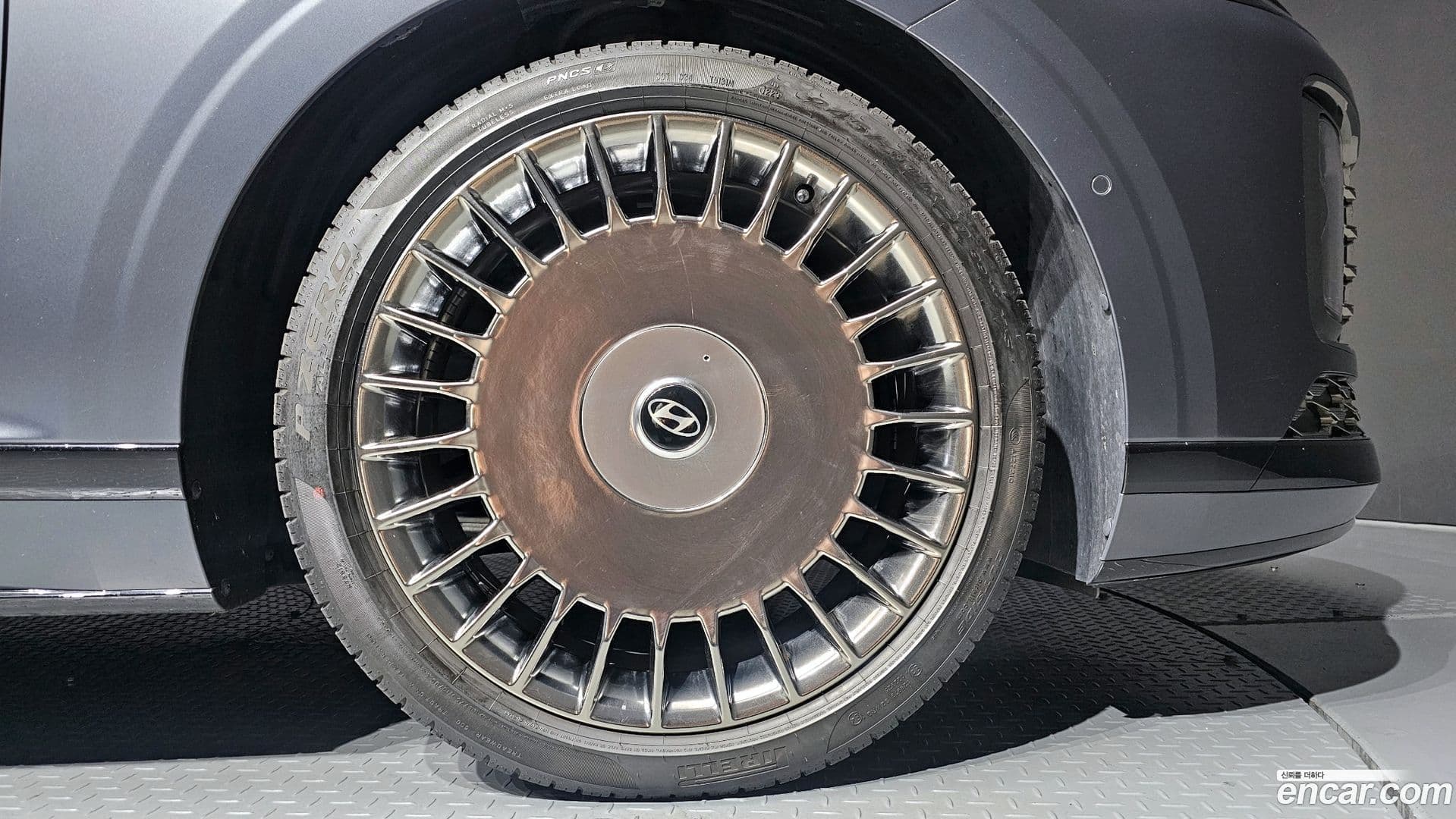 Main__Slider__Photo:Grandeur Hyundai 2023.7-4