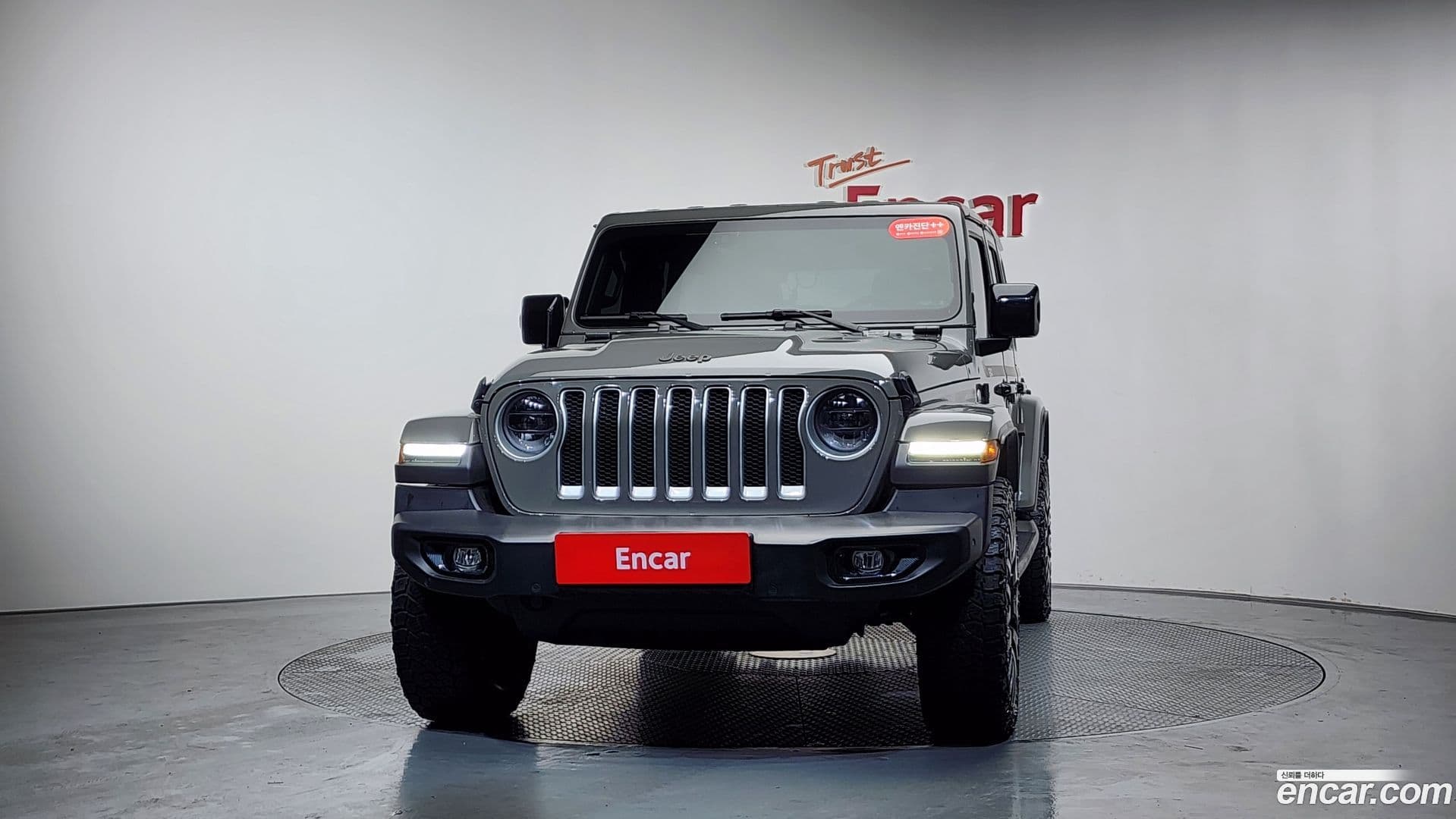 Main__Slider__Photo:Wrangler Jeep 2023.5-2