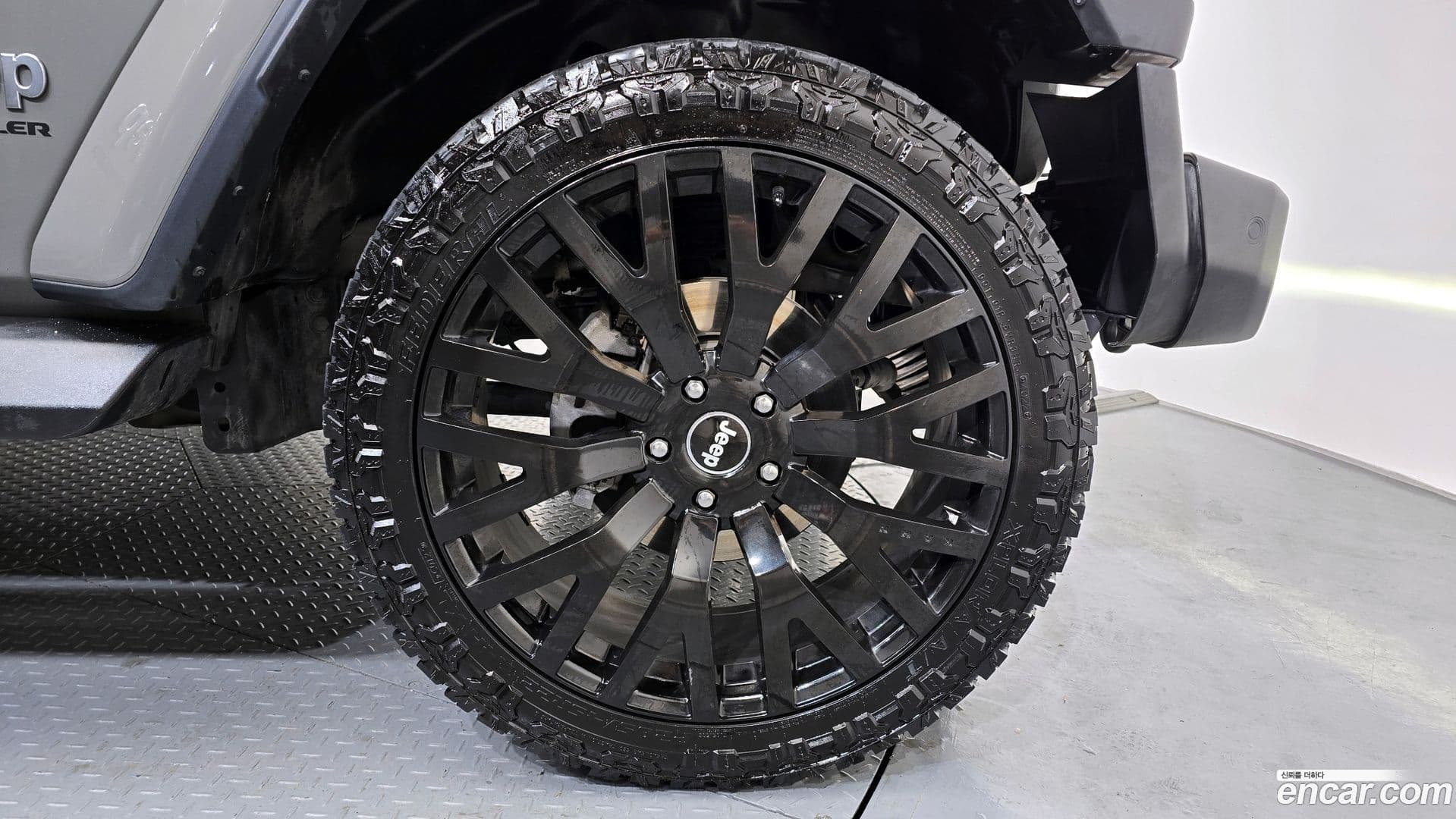 Main__Slider__Photo:Wrangler Jeep 2023.5-4