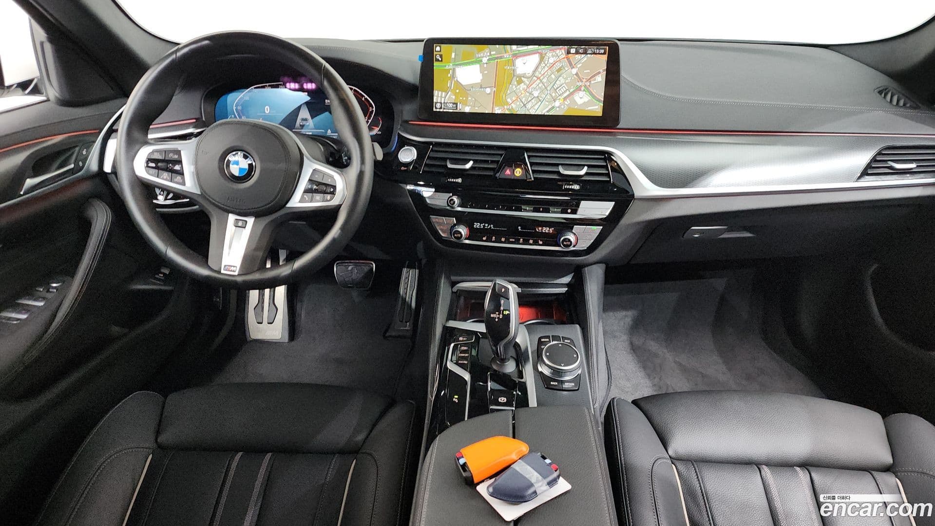 Main__Slider__Photo:5-Series BMW 2022.10-6