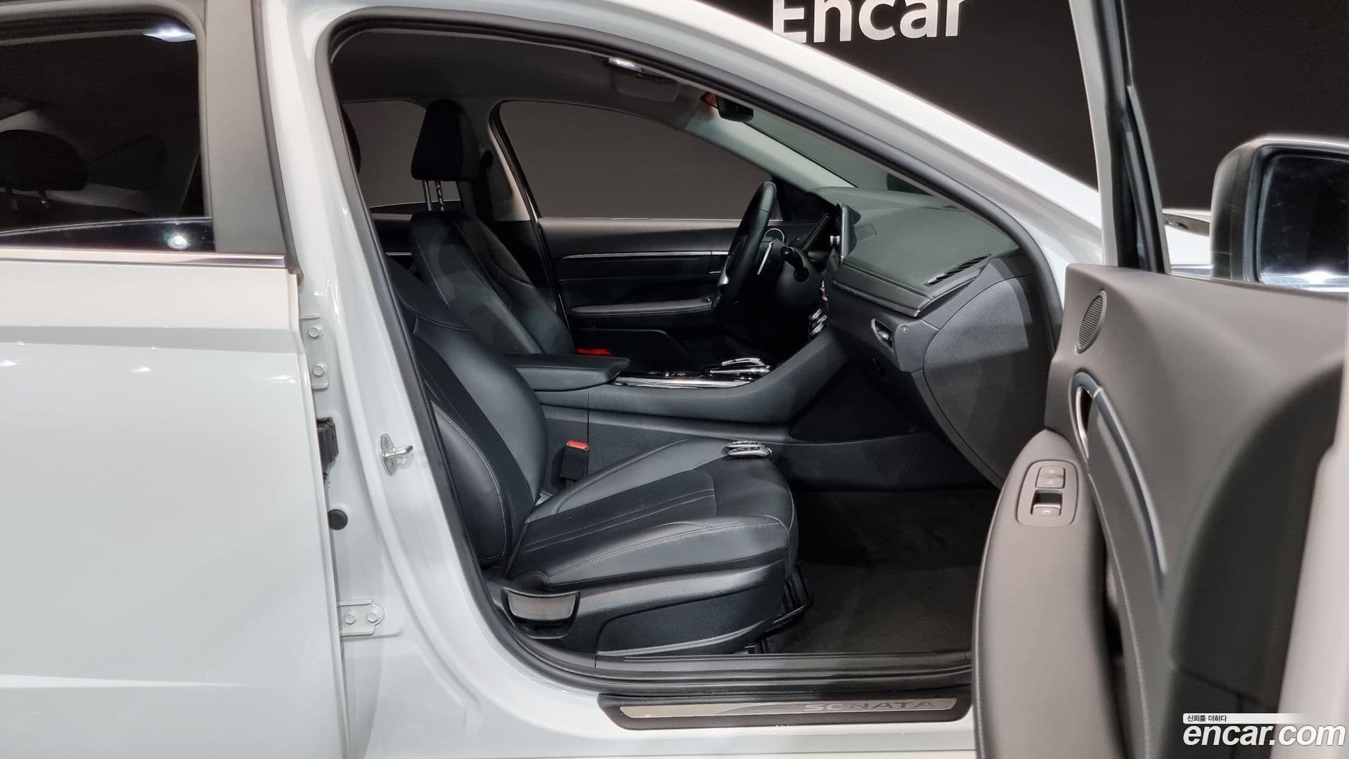 Main__Slider__Photo:Sonata Hyundai 2021.9-9