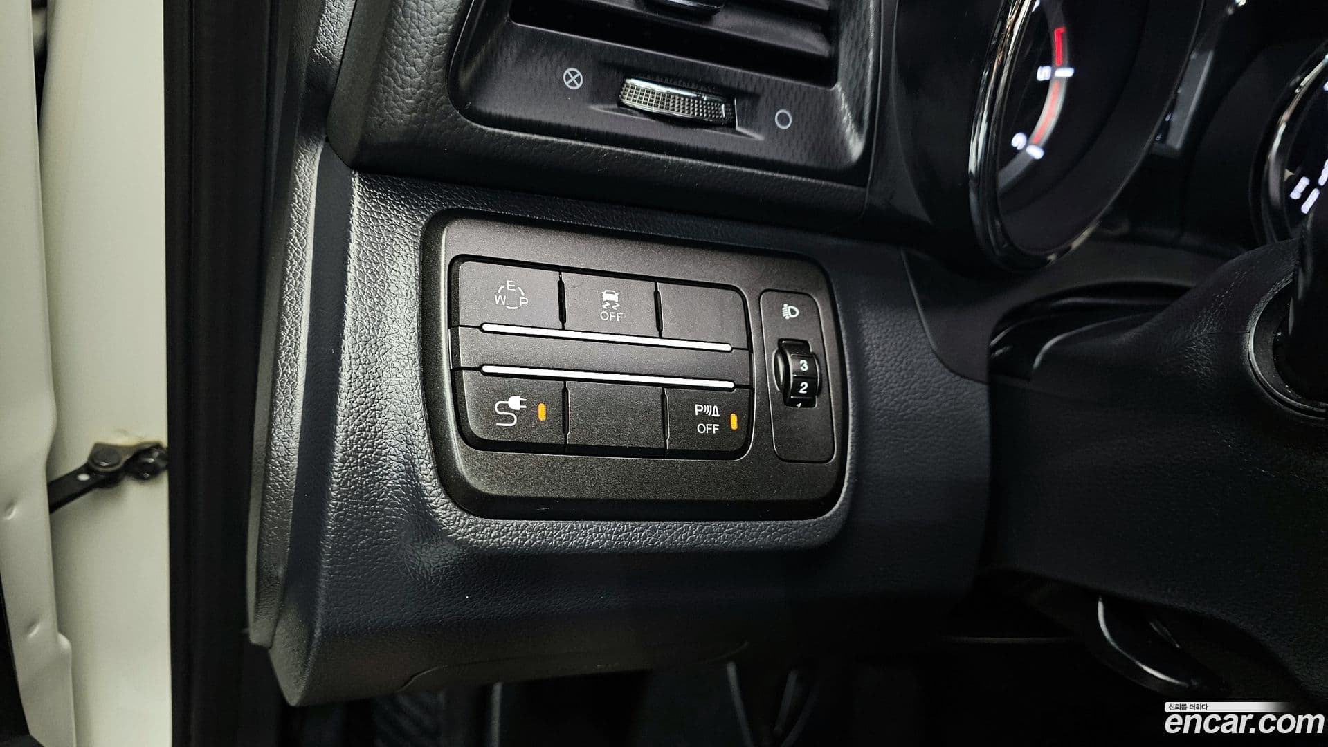 Main__Slider__Photo:TIBOLI KG_Mobility_Ssangyong 2016.10-13