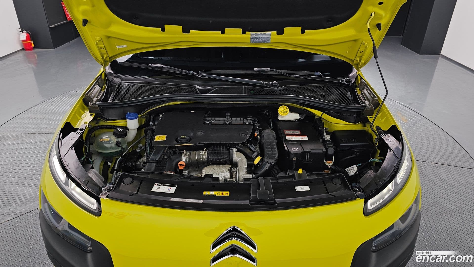 Main__Slider__Photo:C4 CACTUS Citroen-DS 2017.11-5