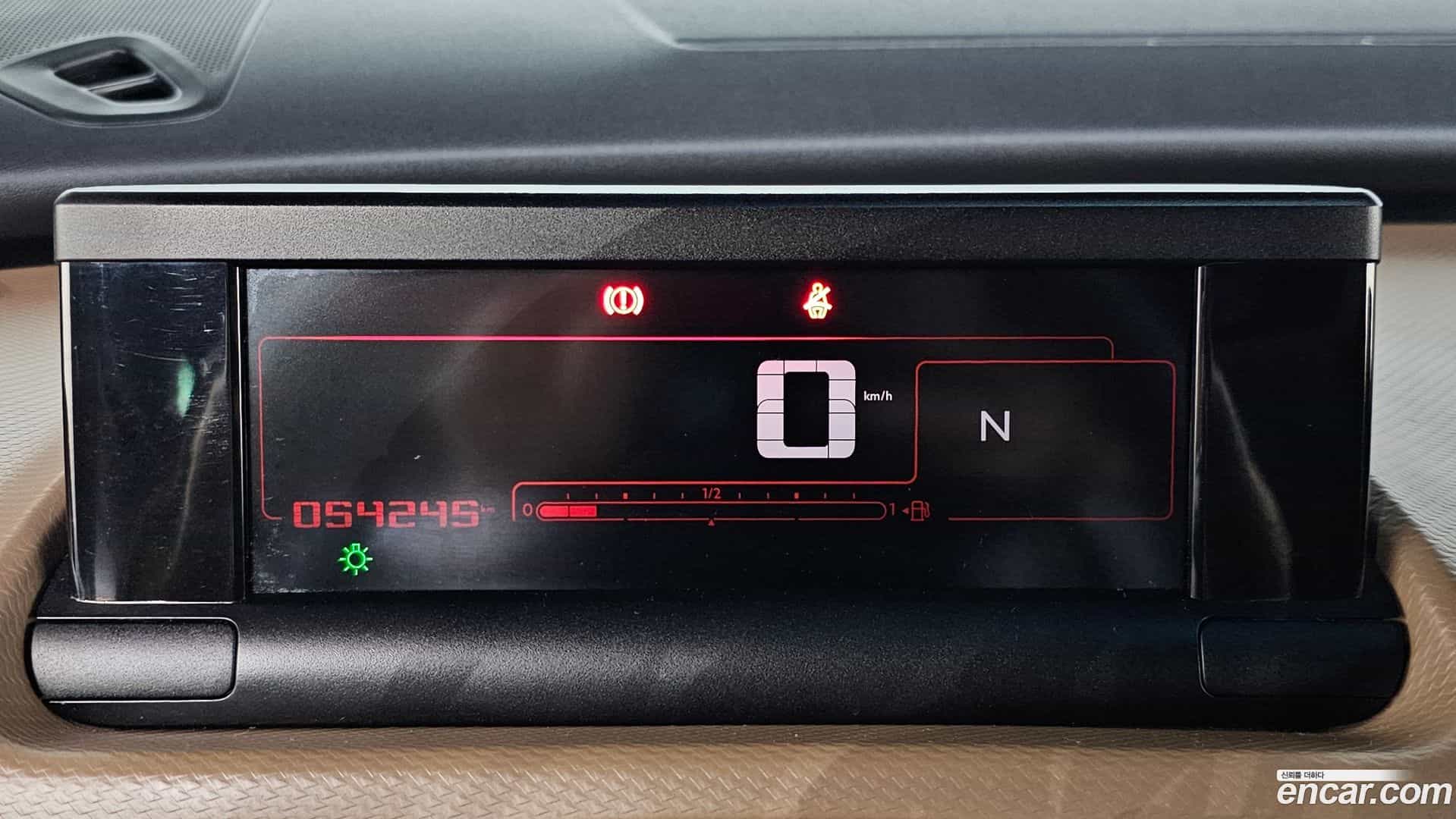 C4 CACTUS Citroen-DS 2017.11-INNER-008