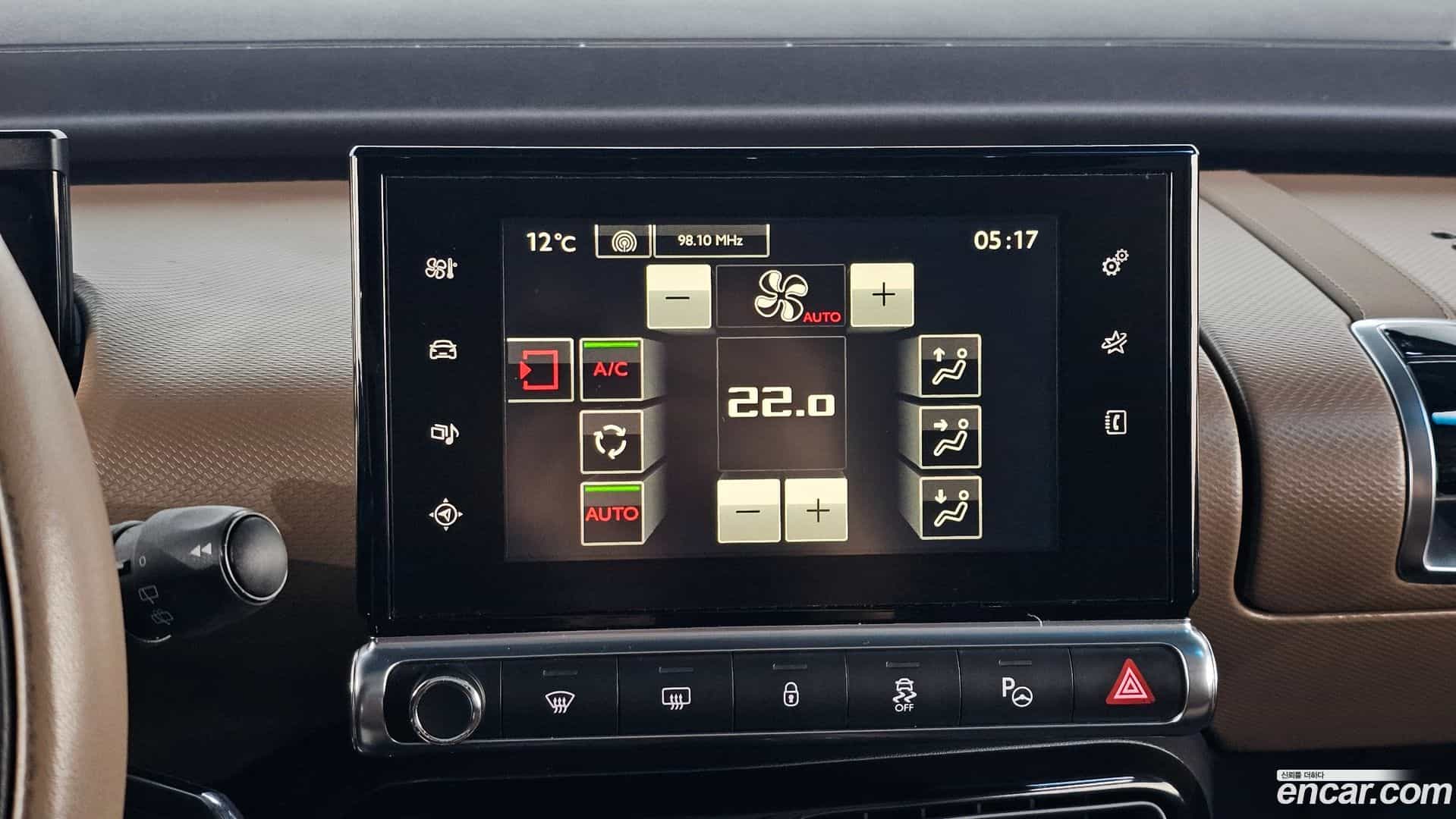 C4 CACTUS Citroen-DS 2017.11-OPTION-019