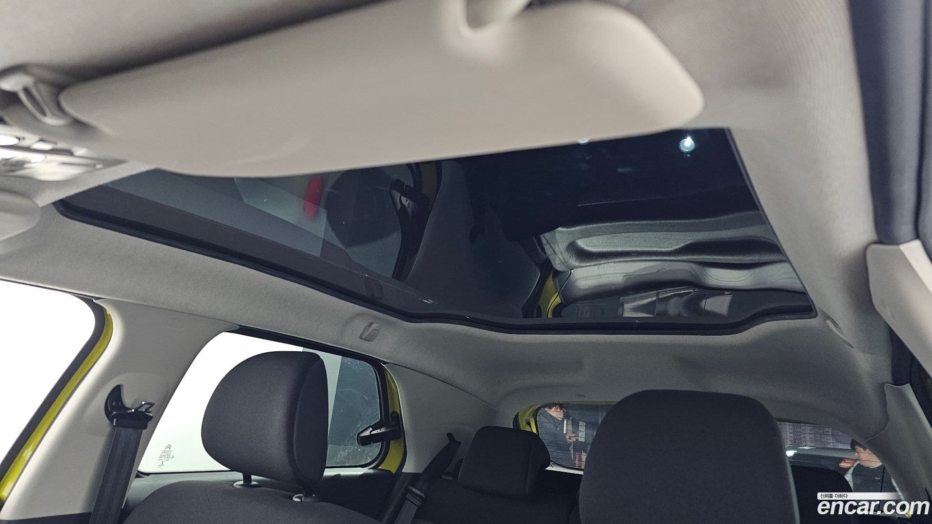 Main__Slider__Photo:C4 CACTUS Citroen-DS 2017.11-16