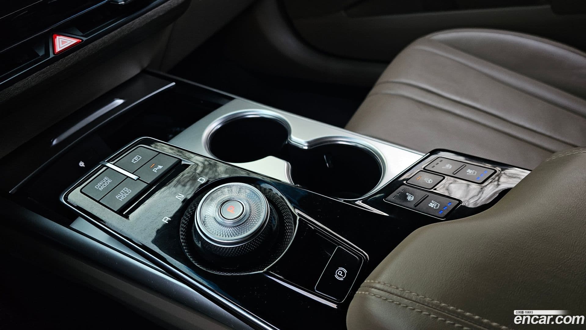 Main__Slider__Photo:K8 Kia 2022.7-8