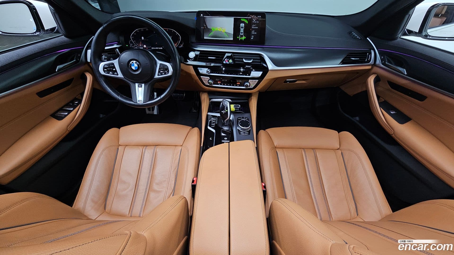 Main__Slider__Photo:5-Series BMW 2022.8-6