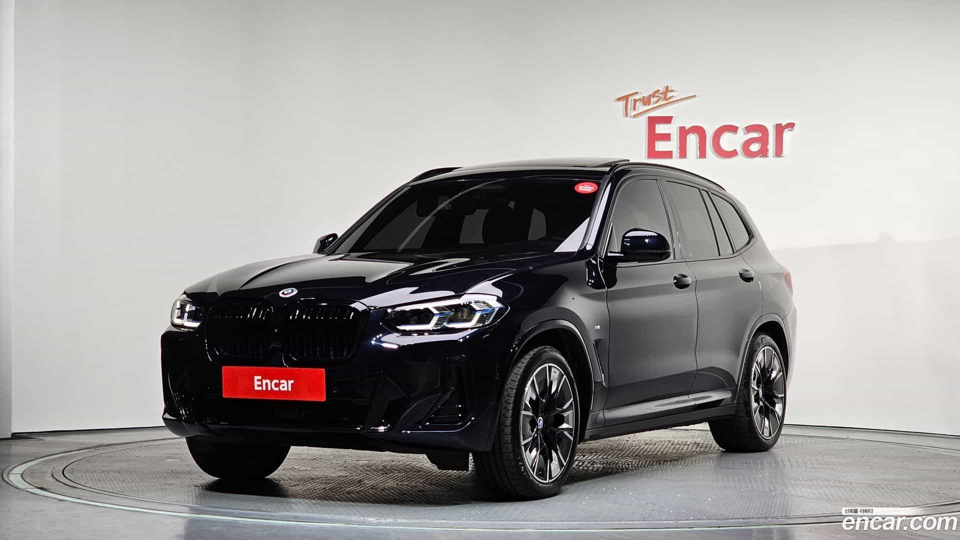 iX3 BMW 2023.11-OUTER-001