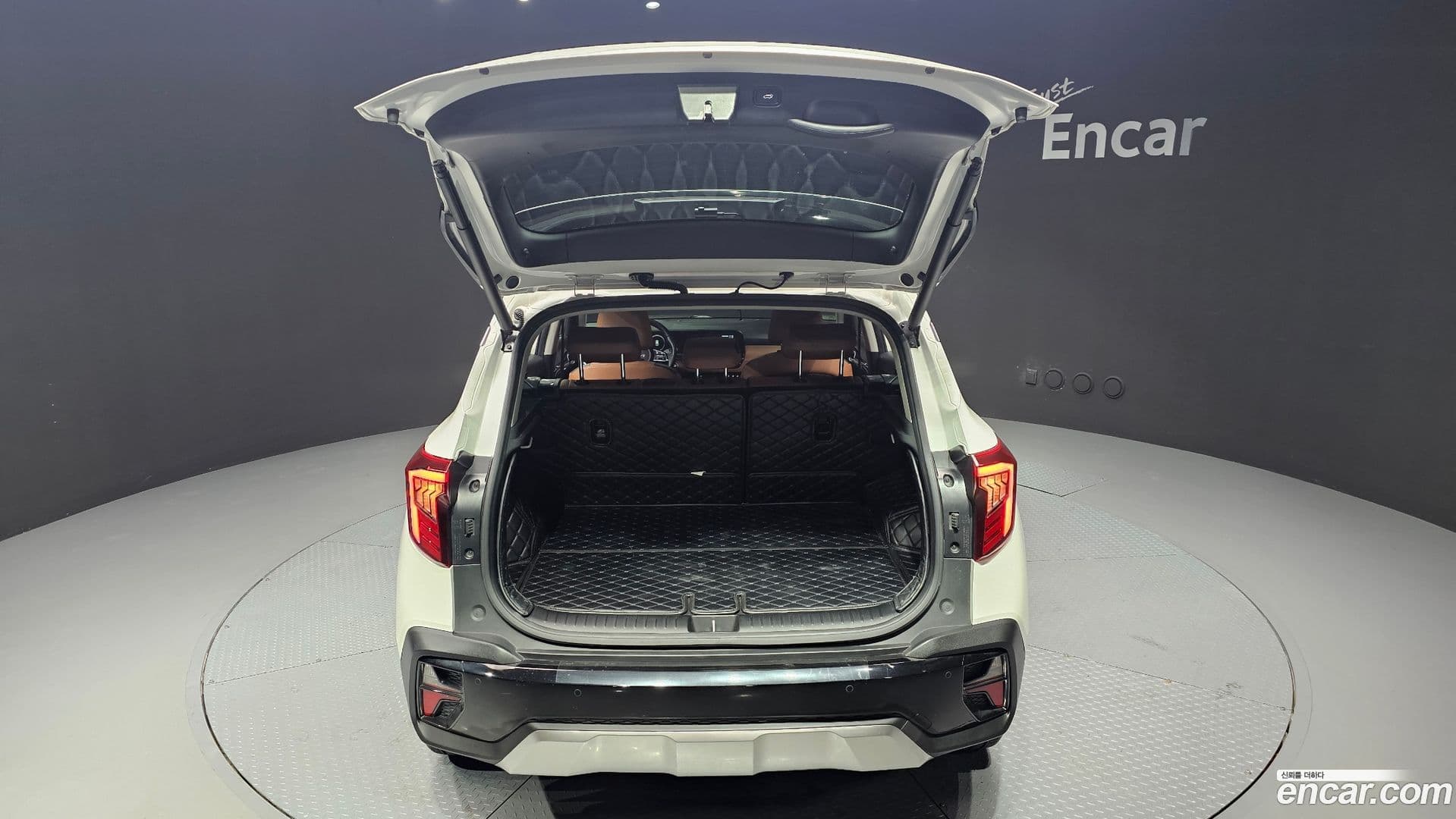 Main__Slider__Photo:Seltos Kia 2022.7-19