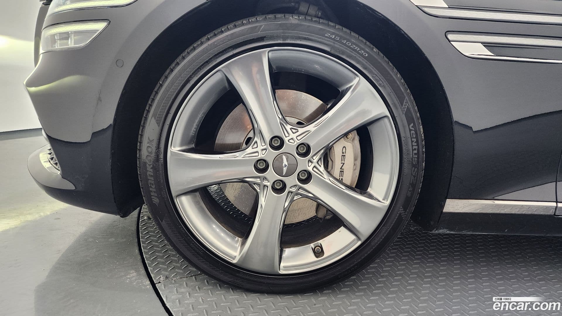 Main__Slider__Photo:G80 Genesis 2020.4-4