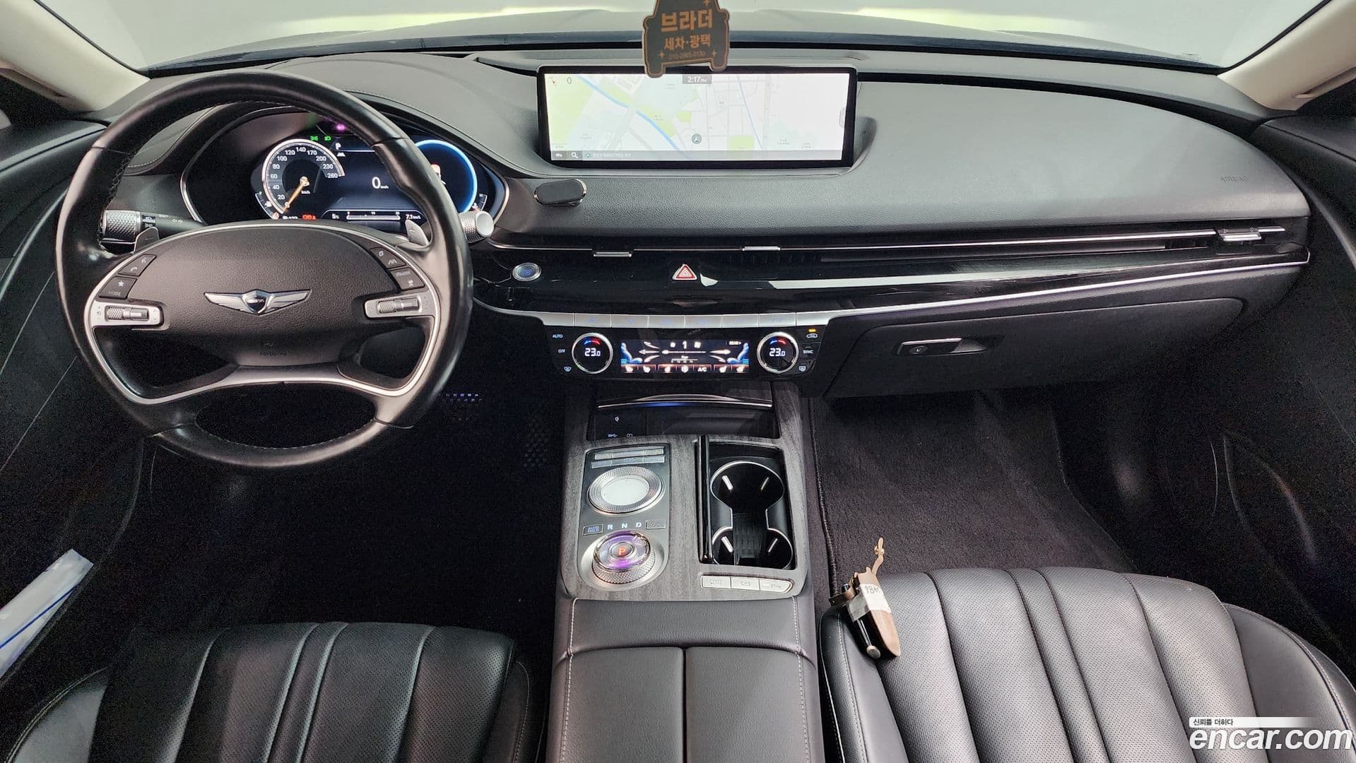 Main__Slider__Photo:G80 Genesis 2020.4-6