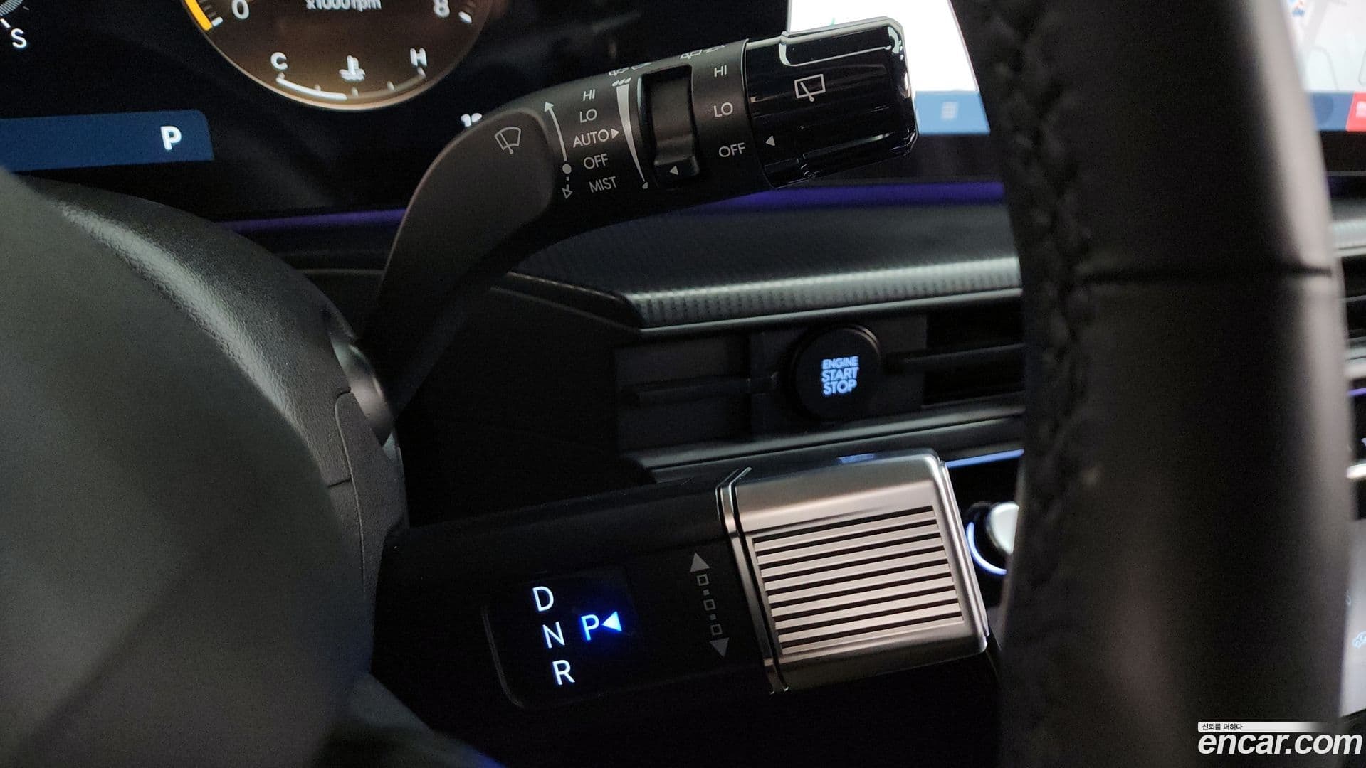 Main__Slider__Photo:Santafe Hyundai 2024.0-8