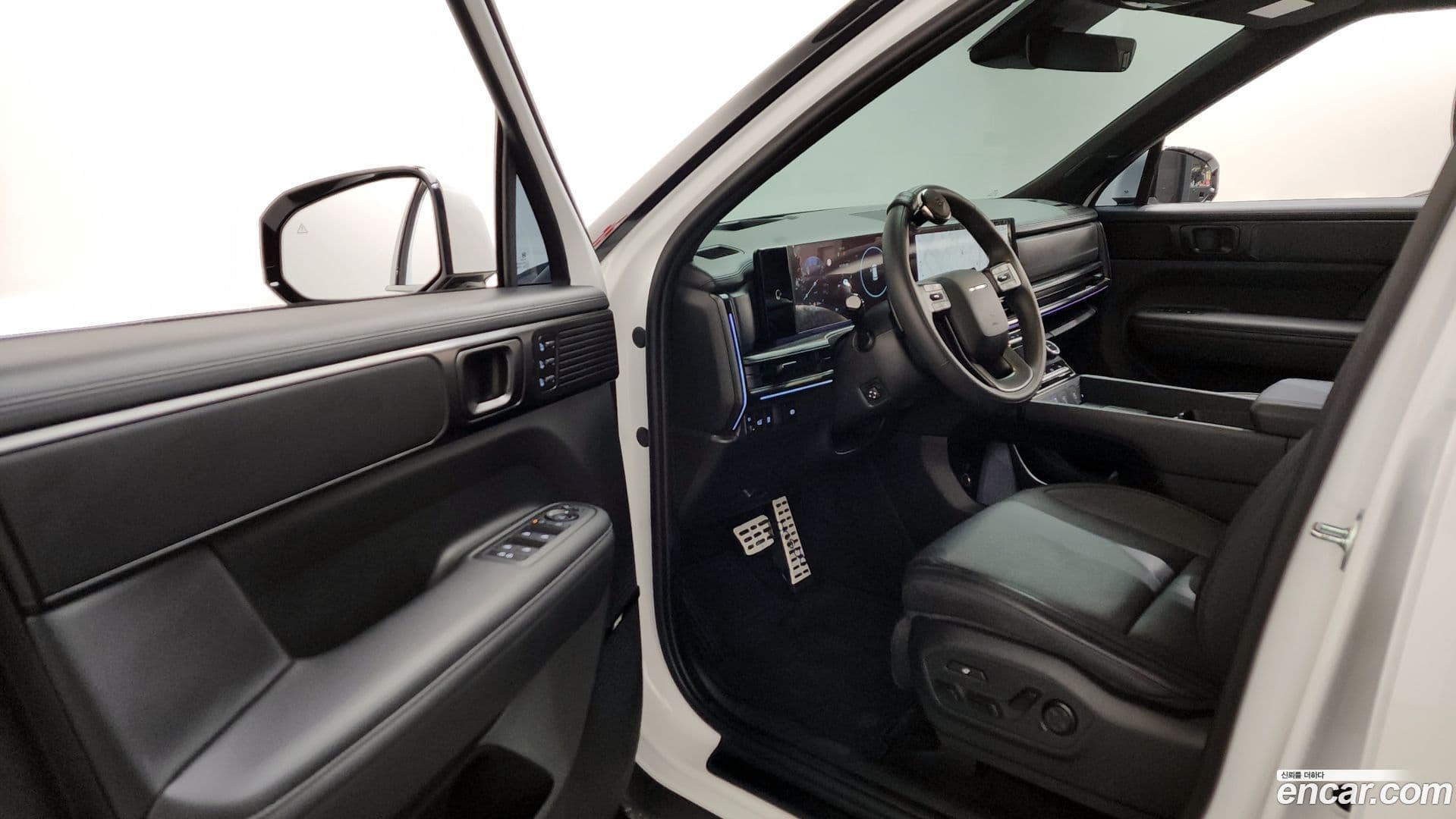 Main__Slider__Photo:Santafe Hyundai 2024.0-9