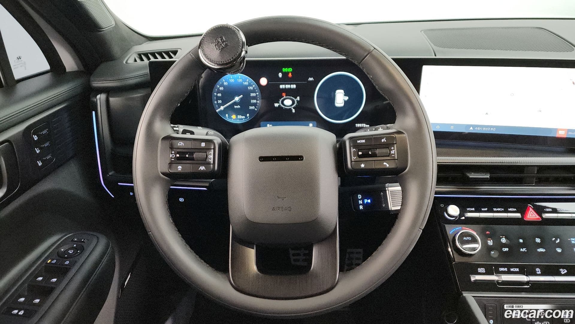 Main__Slider__Photo:Santafe Hyundai 2024.0-12