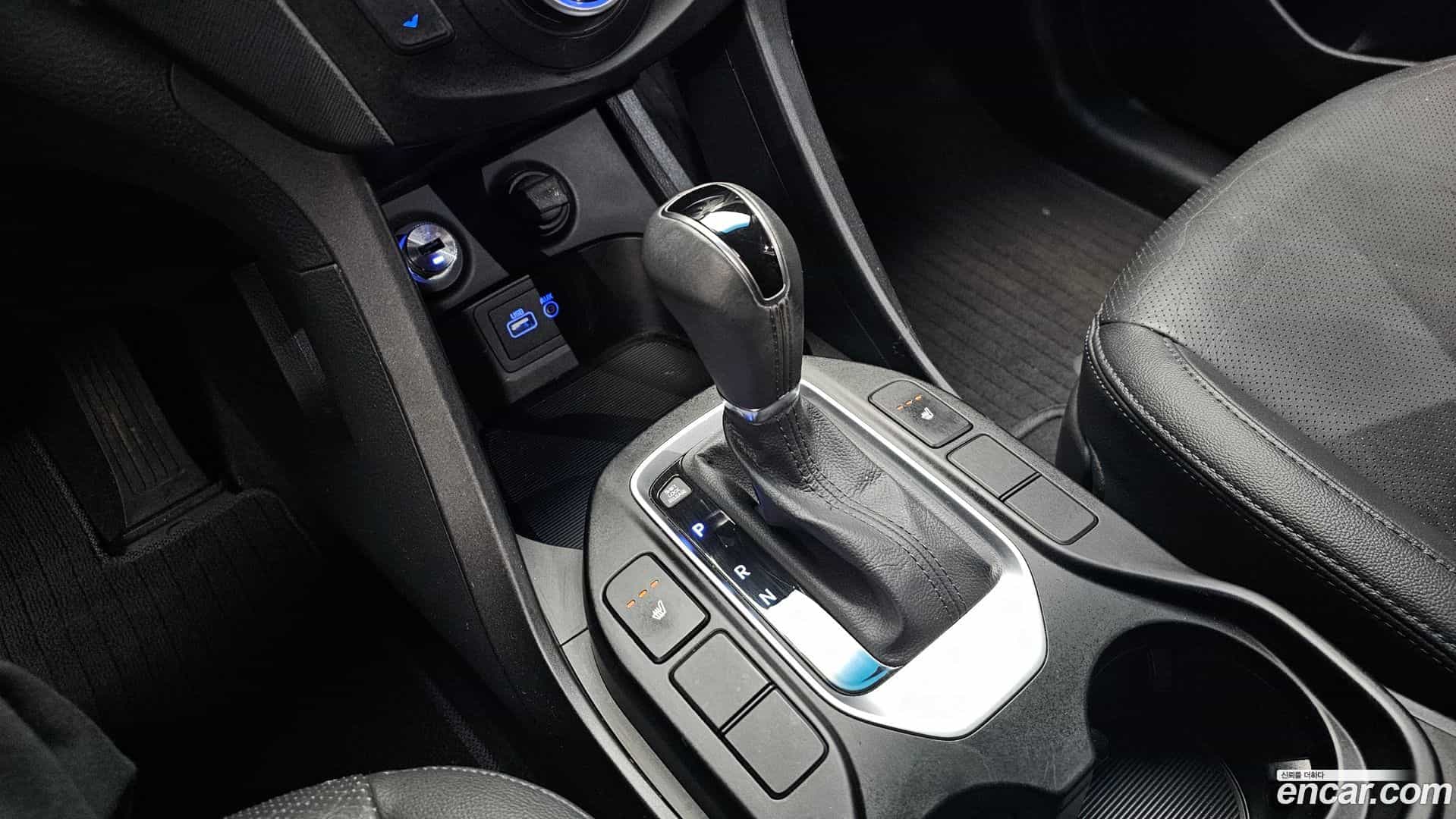 Santafe Hyundai 2015.11-INNER-009