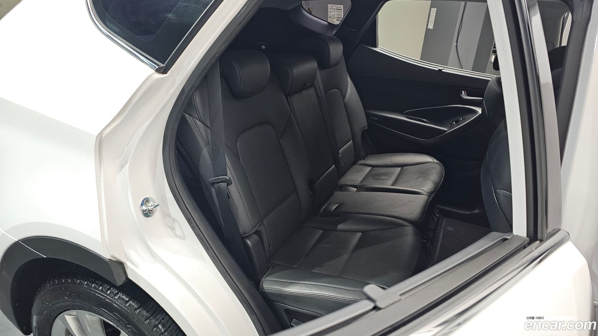 Main__Slider__Photo:Santafe Hyundai 2015.11-10