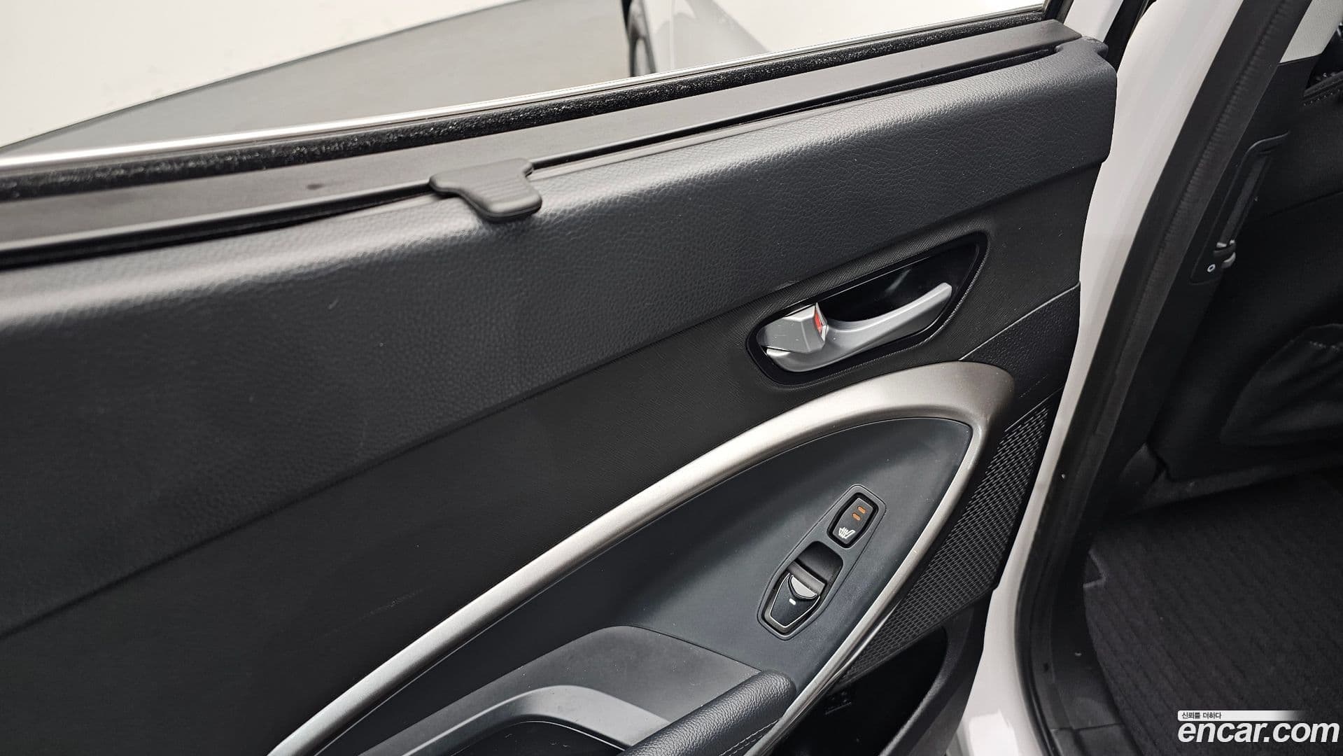 Main__Slider__Photo:Santafe Hyundai 2015.11-18