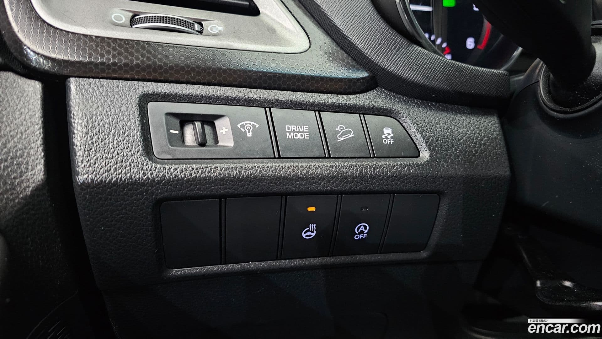 Main__Slider__Photo:Santafe Hyundai 2015.9-16