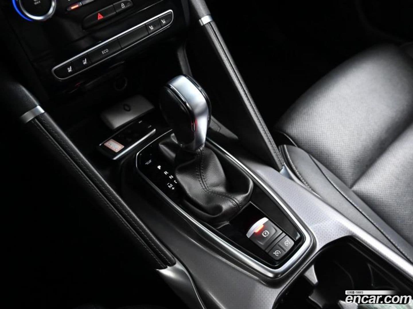 Main__Slider__Photo:QM6 Renault-KoreaSamsung 2019.2-8