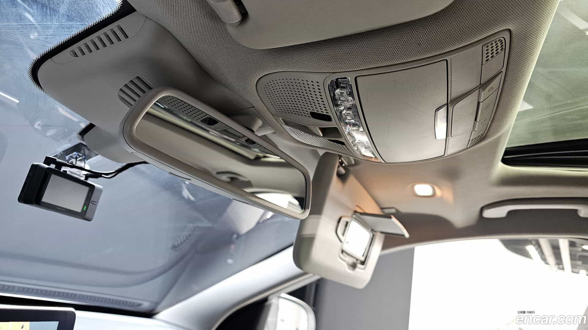 C-Class Mercedes-Benz 2015.11-OPTION-023