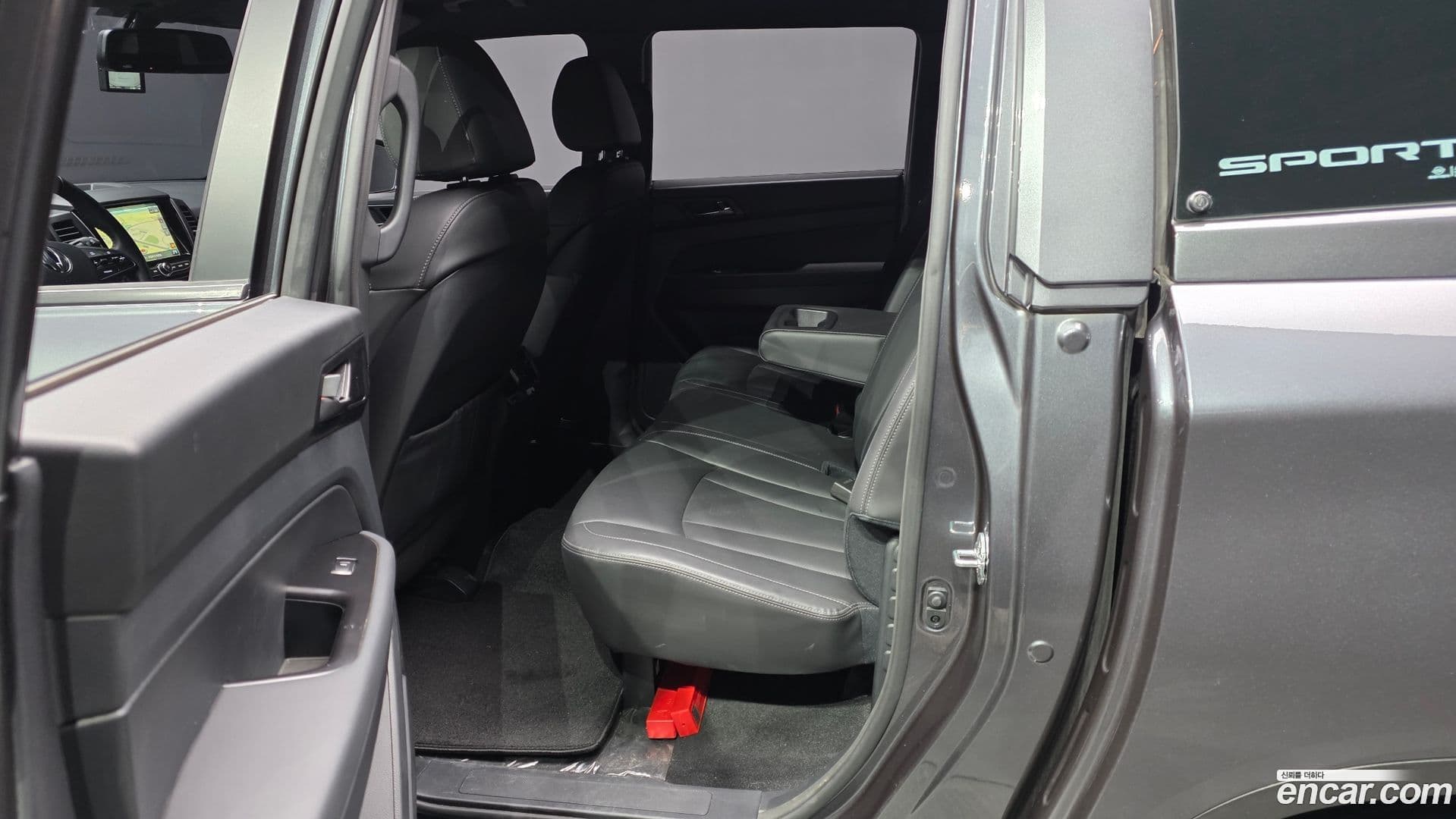 Main__Slider__Photo:Rexton KG_Mobility_Ssangyong 2021.0-11