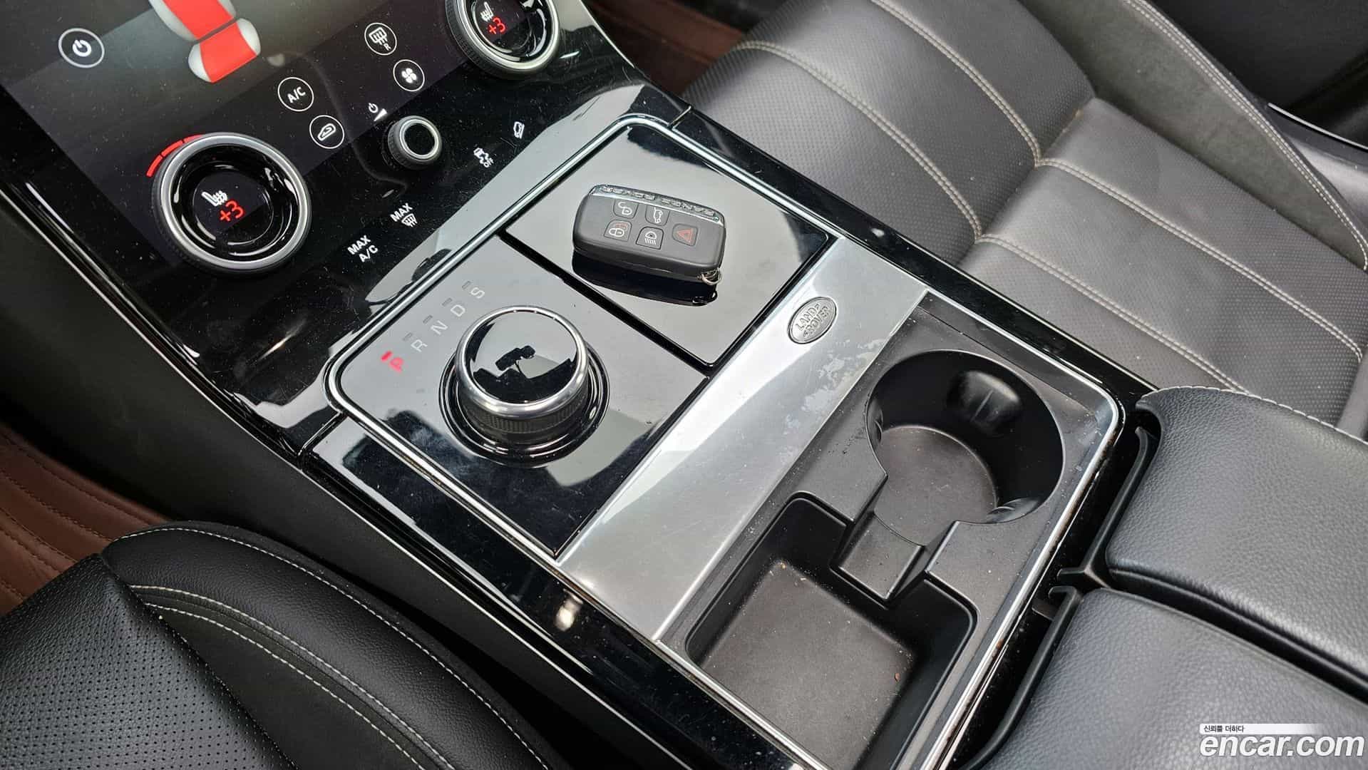 Range Rover Velar Land Rover 2017.9-INNER-009