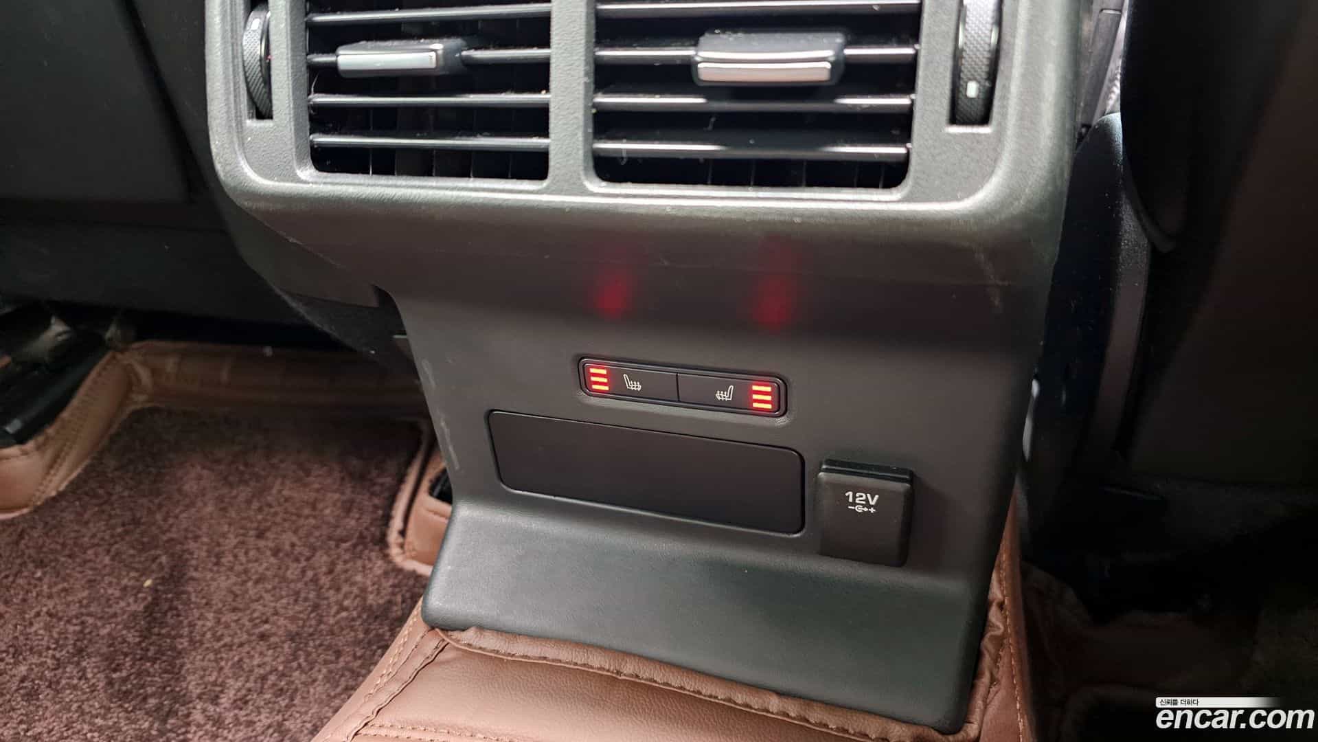 Range Rover Velar Land Rover 2017.9-OPTION-022