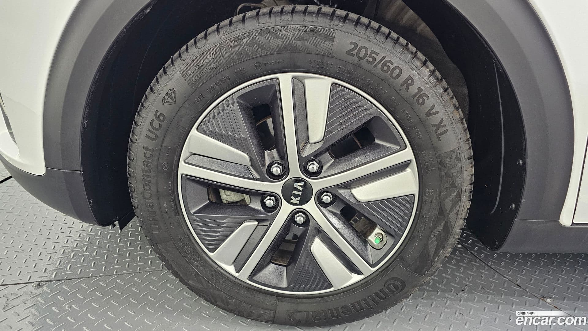 Main__Slider__Photo:Niro Kia 2020.7-4