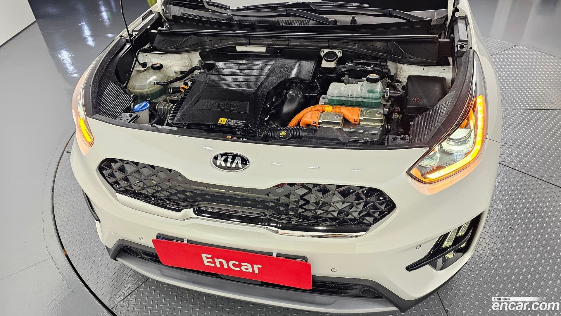 Main__Slider__Photo:Niro Kia 2020.7-5