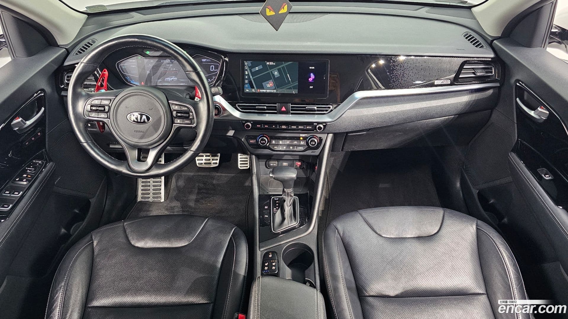 Main__Slider__Photo:Niro Kia 2020.7-6