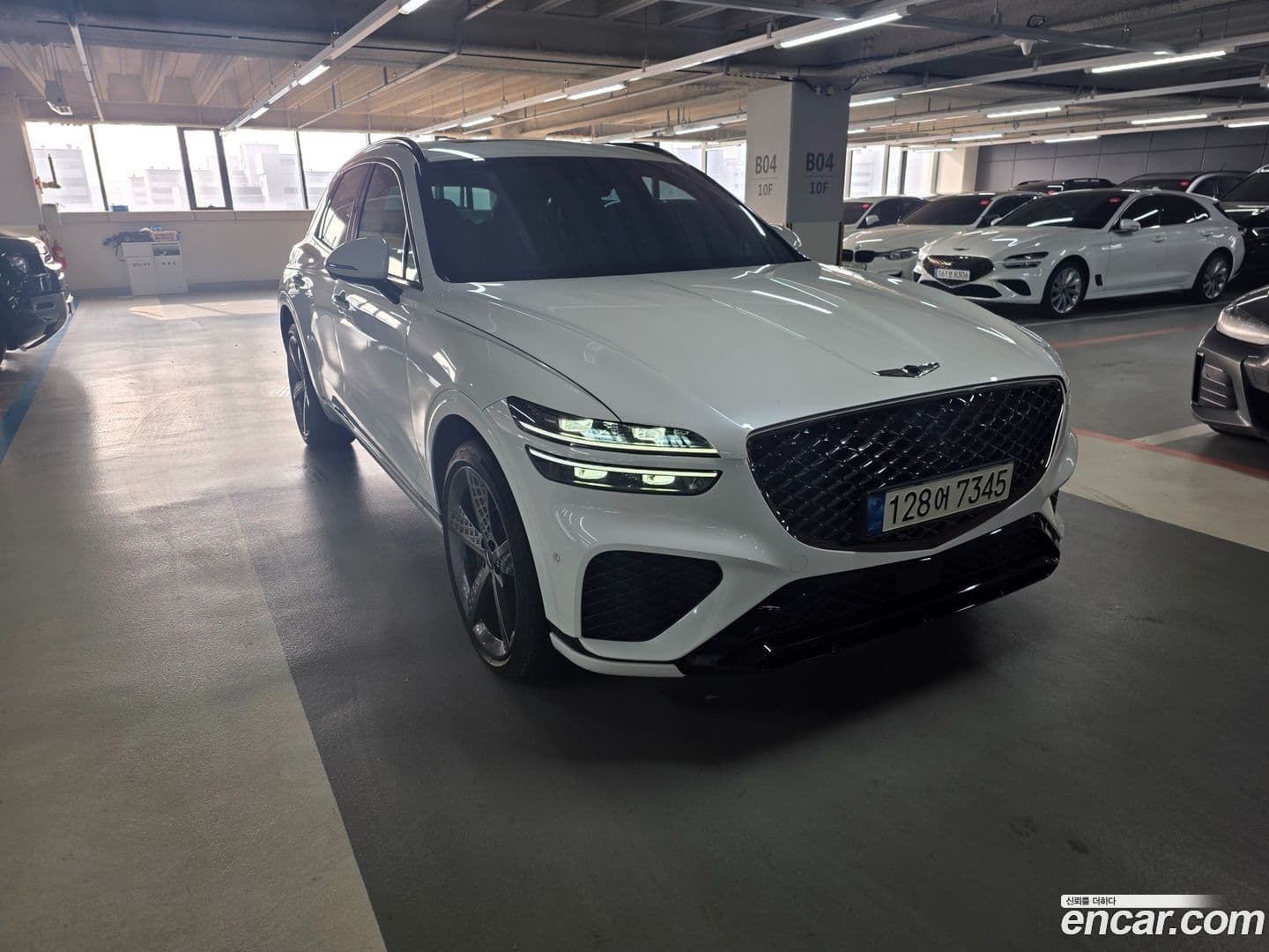 Main__Slider__Photo:GV70 Genesis 2021.2-1