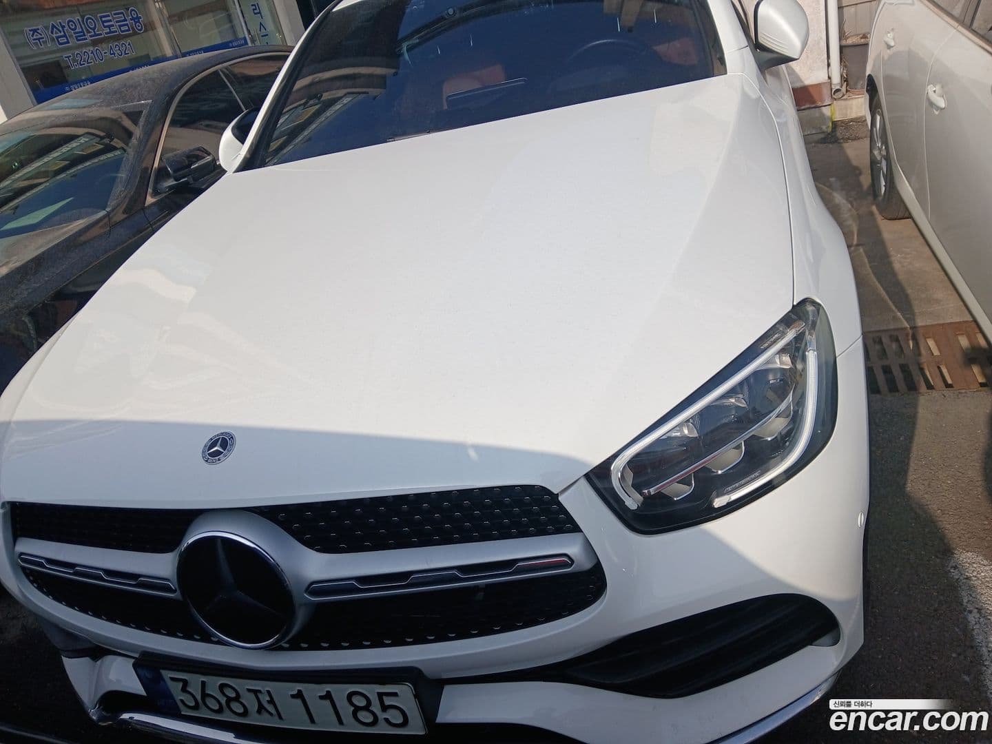 Main__Slider__Photo:GLC-Class Mercedes-Benz 2021.1-2