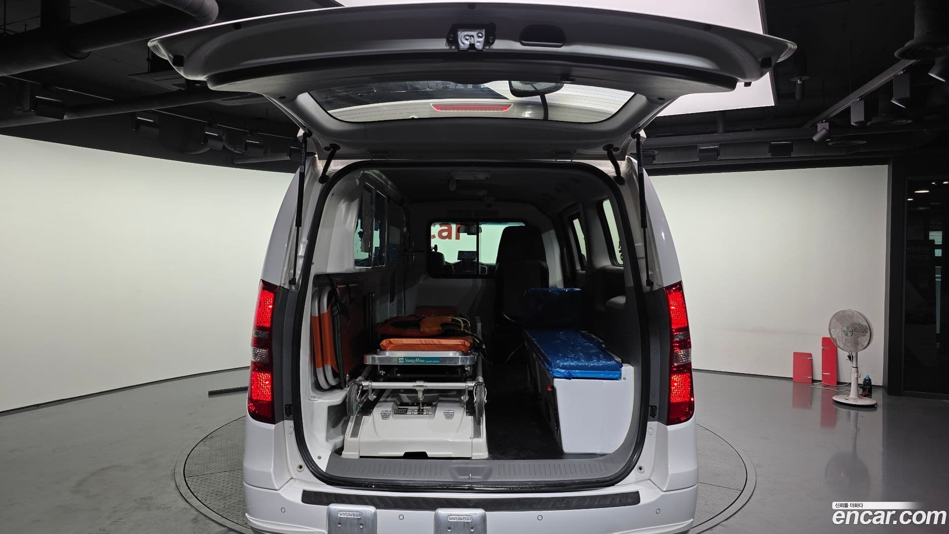 Main__Slider__Photo:Starex Hyundai 2016.4-19