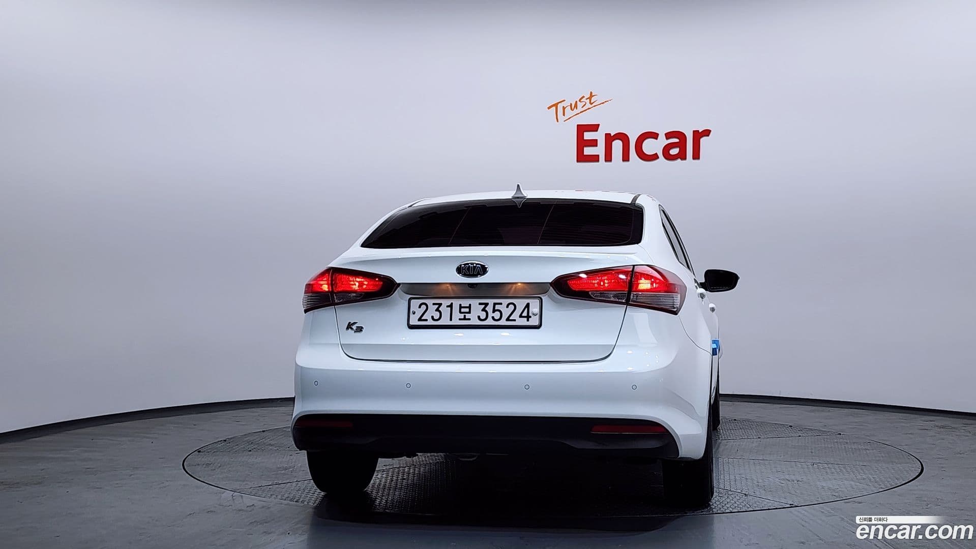 Main__Slider__Photo:K3 Kia 2017.11-3